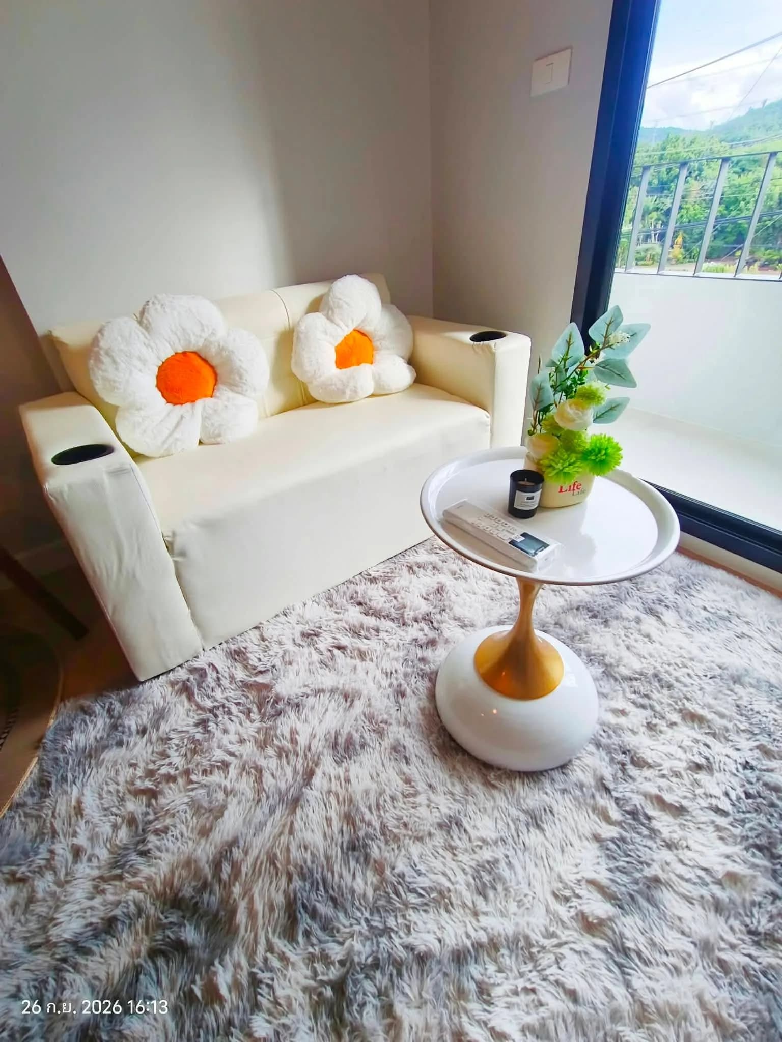1-Schlafzimmer-Eigentumswohnung zur Miete im The Cube Amaze Srisoonthon, Thalang, Phuket, 4. Etage, Blick nach außen, neue Möbel, 20,000 Baht pro Monat Foto 8