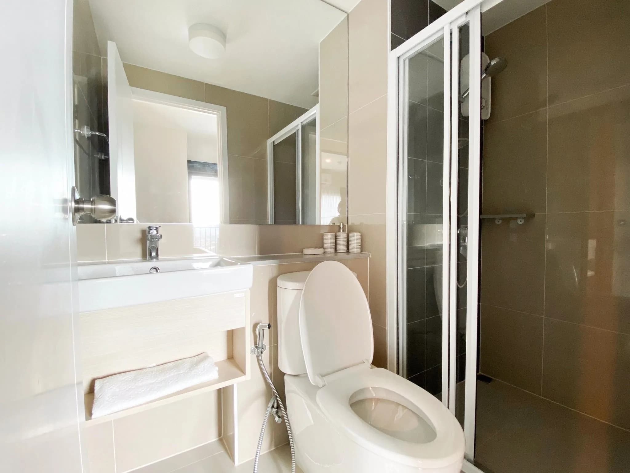 Studio Condo for Sale or Rent at The Privacy Rama 9, 23 sq.m., 18th Floor, South View, Free Parking, near Airport Rail Link Ramkhamhaeng photo 7