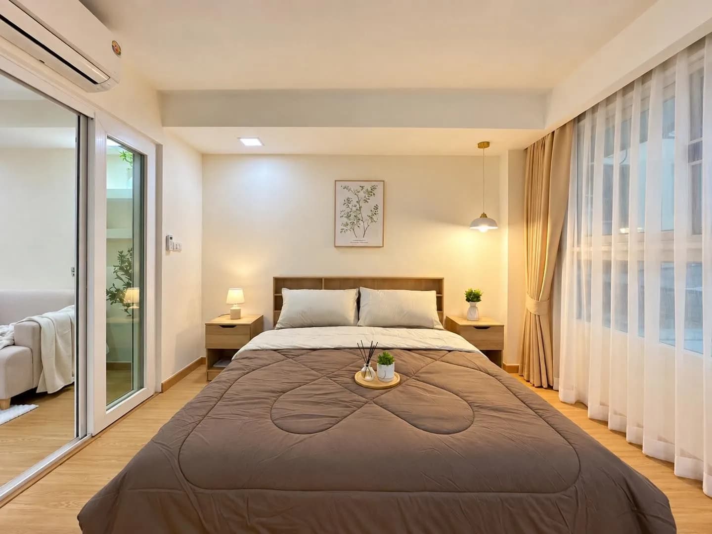 1-Schlafzimmer-Eigentumswohnung zum Verkauf im The Royal Place Phuket, 37.01 m², Building 1, 2. Etage, Blick nach außen, möbliert, 2.29 Millionen Baht Foto 4