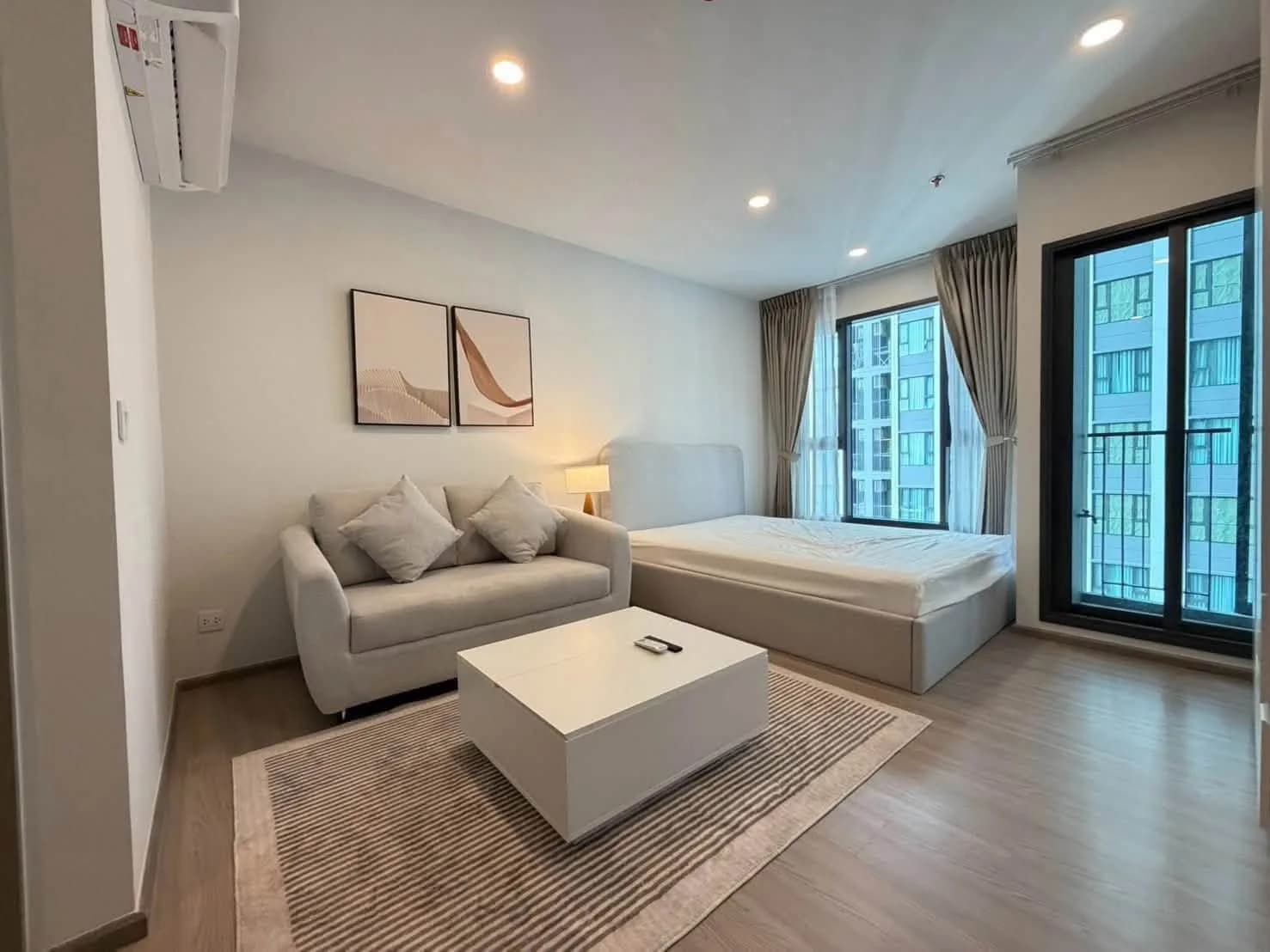 Studio-Eigentumswohnung zur Miete im Aspire Sukhumvit-Rama 4, 24.95 m², 21. Etage, Gemeinschaftskosten und Parkplatz inklusive, nahe BTS Phra Khanong Foto 2