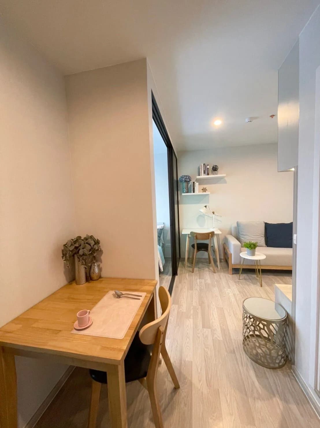 Studio Condo for Sale or Rent at The Privacy Rama 9, 23 sq.m., 18th Floor, South View, Free Parking, near Airport Rail Link Ramkhamhaeng photo 5