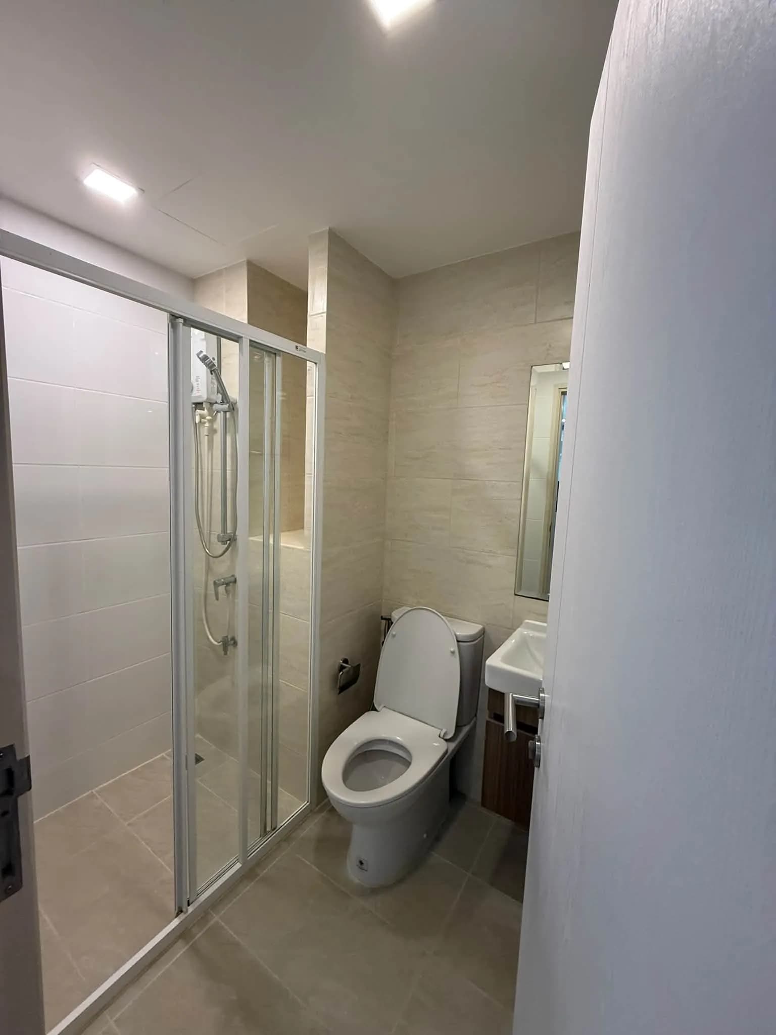 2-Schlafzimmer-Eigentumswohnung zum Verkauf oder zur Miete im Brown Condo Huaikwang, 36 m², 4. Etage, Ausrichtung nach Osten, neuwertig, nahe MRT Huai Khwang Foto 8