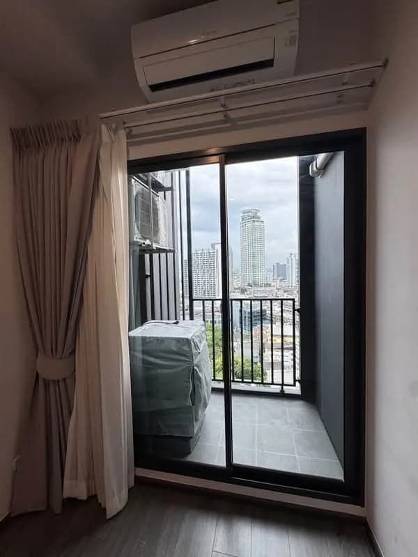 1-Schlafzimmer-Eigentumswohnung zur Miete im Ideo Sukhumvit - Rama 4, 35 m², 18. Etage, Gemeinschaftskosten und Parkplatz inklusive, nahe BTS Phra Khanong Foto 2
