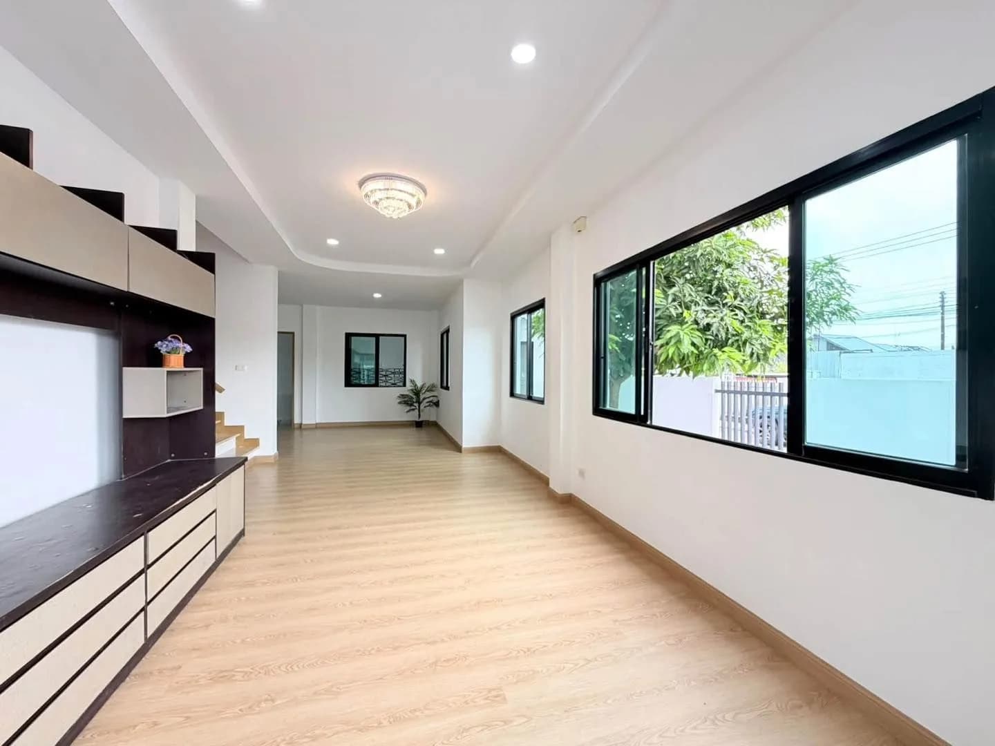 Eck-Doppelhaushälfte zum Verkauf im Phanason Grand Ville, Bang Jo, Thalang, Phuket, 3 Schlafzimmer, 3 Badezimmer, ohne Übertragungsgebühr, 4.39 Millionen Baht Foto 5