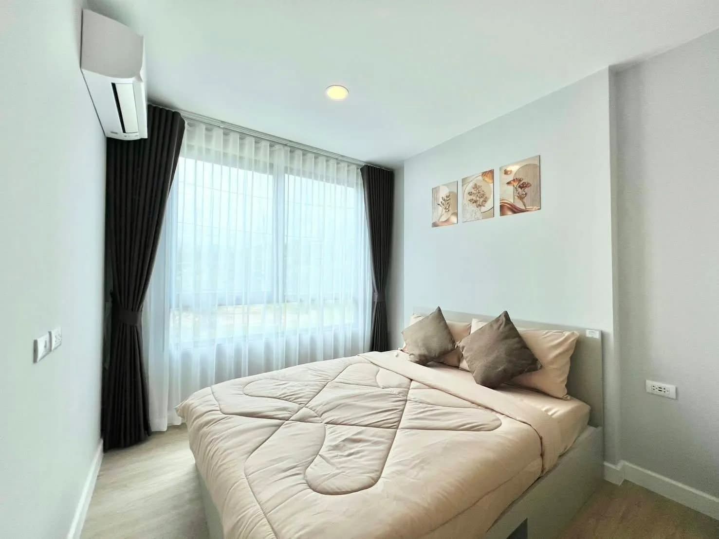 1-Schlafzimmer-Eigentumswohnung zur Miete im The Cube Amaze Srisoonthon, Thalang, Phuket, 4. Etage, Blick nach außen, neue Möbel, 20,000 Baht pro Monat Foto 2