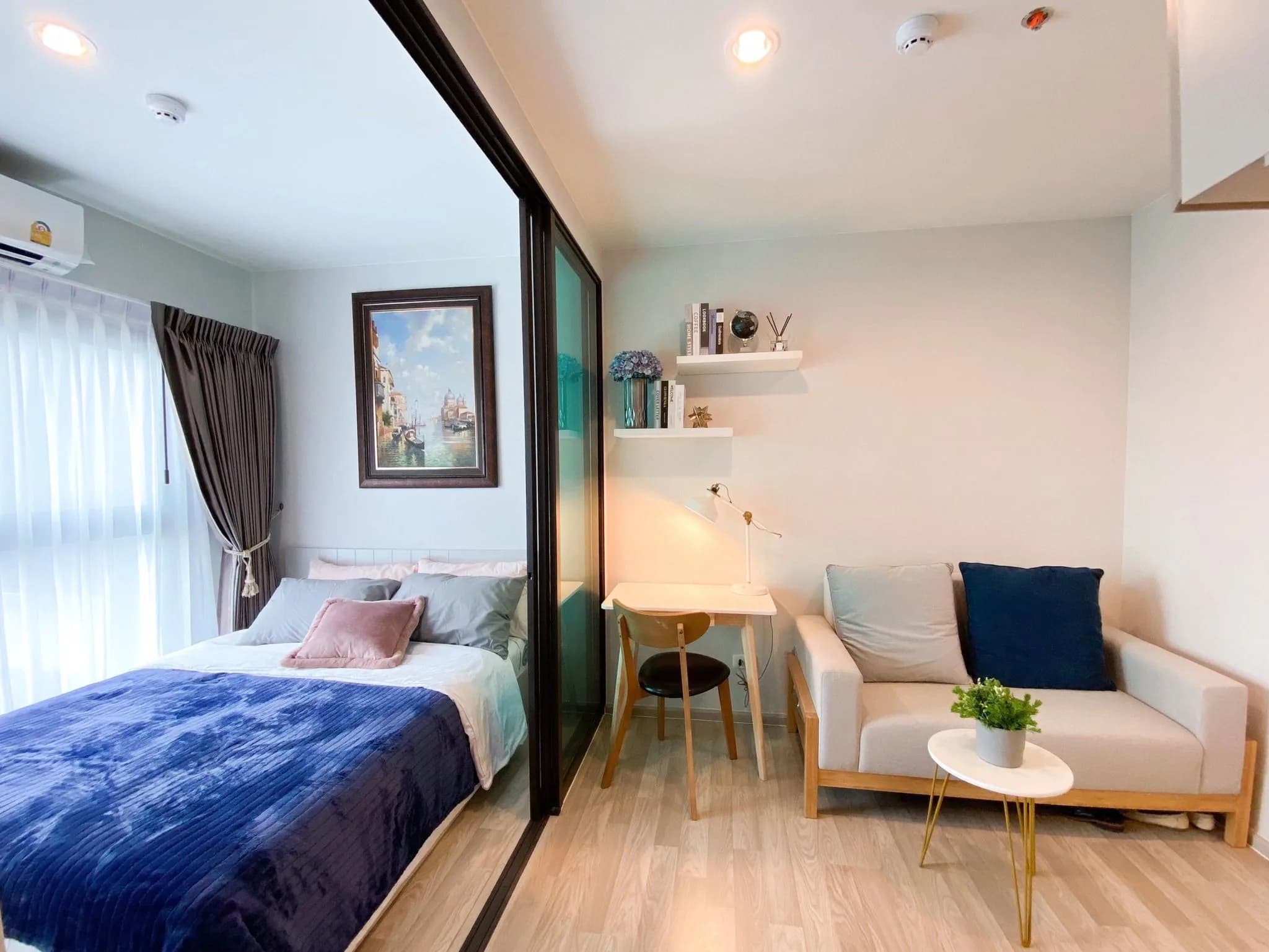 Studio Condo for Sale or Rent at The Privacy Rama 9, 23 sq.m., 18th Floor, South View, Free Parking, near Airport Rail Link Ramkhamhaeng photo 3