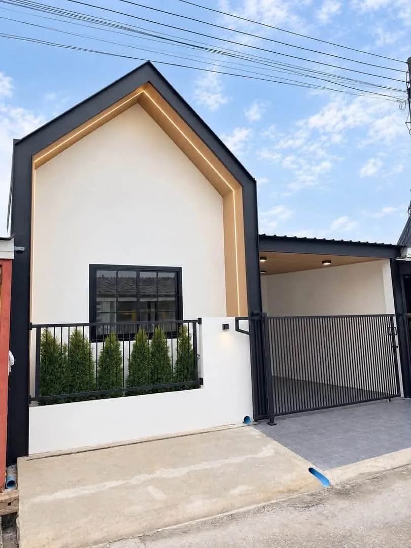 ขายบ้านชั้นเดียวรีโนเวทใหม่ หมู่บ้านเจ้าฟ้าดาวรุ่ง เมืองภูเก็ต 30 ตร.ว. 3 ห้องนอน 2 ห้องน้ำ 3.79 ล้านบาท รูปที่ 3