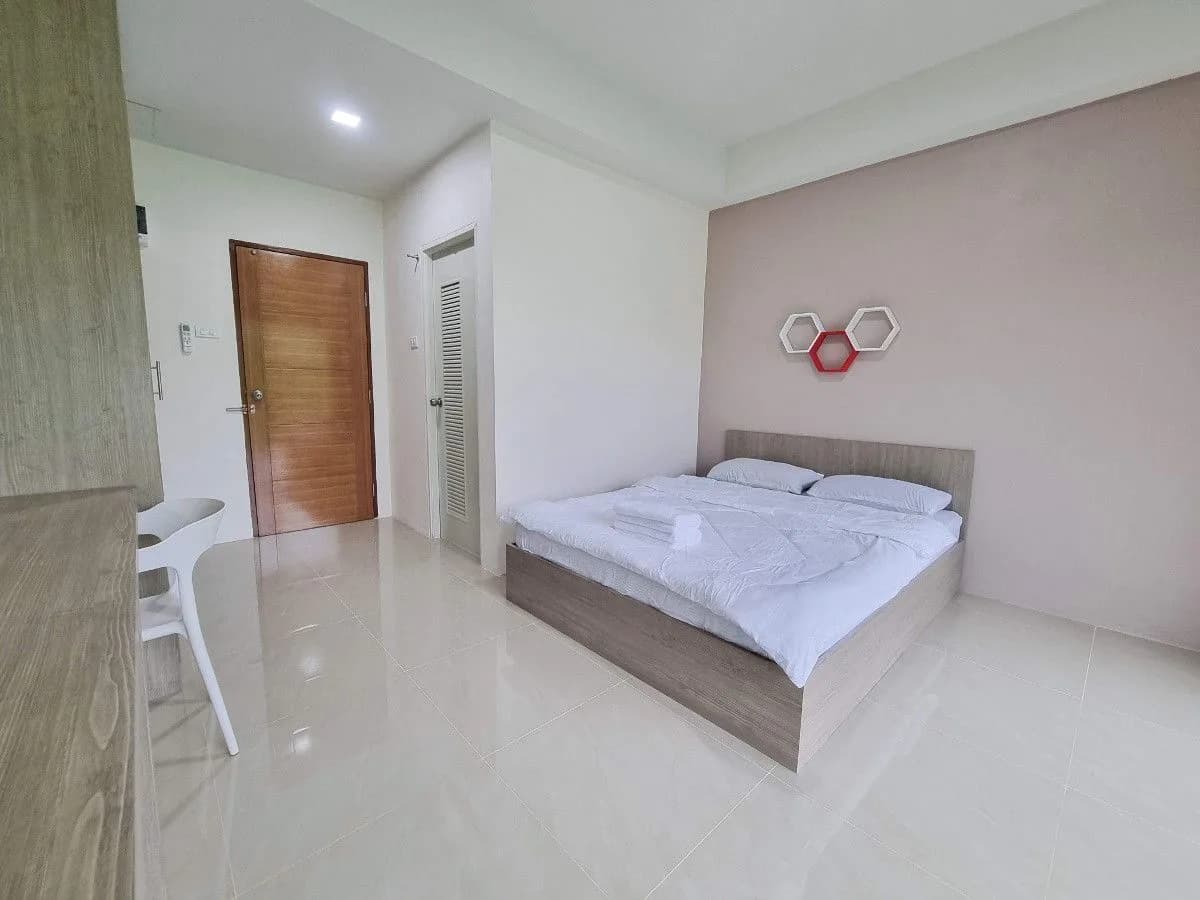 2B Plus Apartment في Ban Chang, Rayong: استوديوهات شهرية بمساحة 24 م² مع Wi-Fi مجاني قرب Lotus's Ban Chang صورة 5