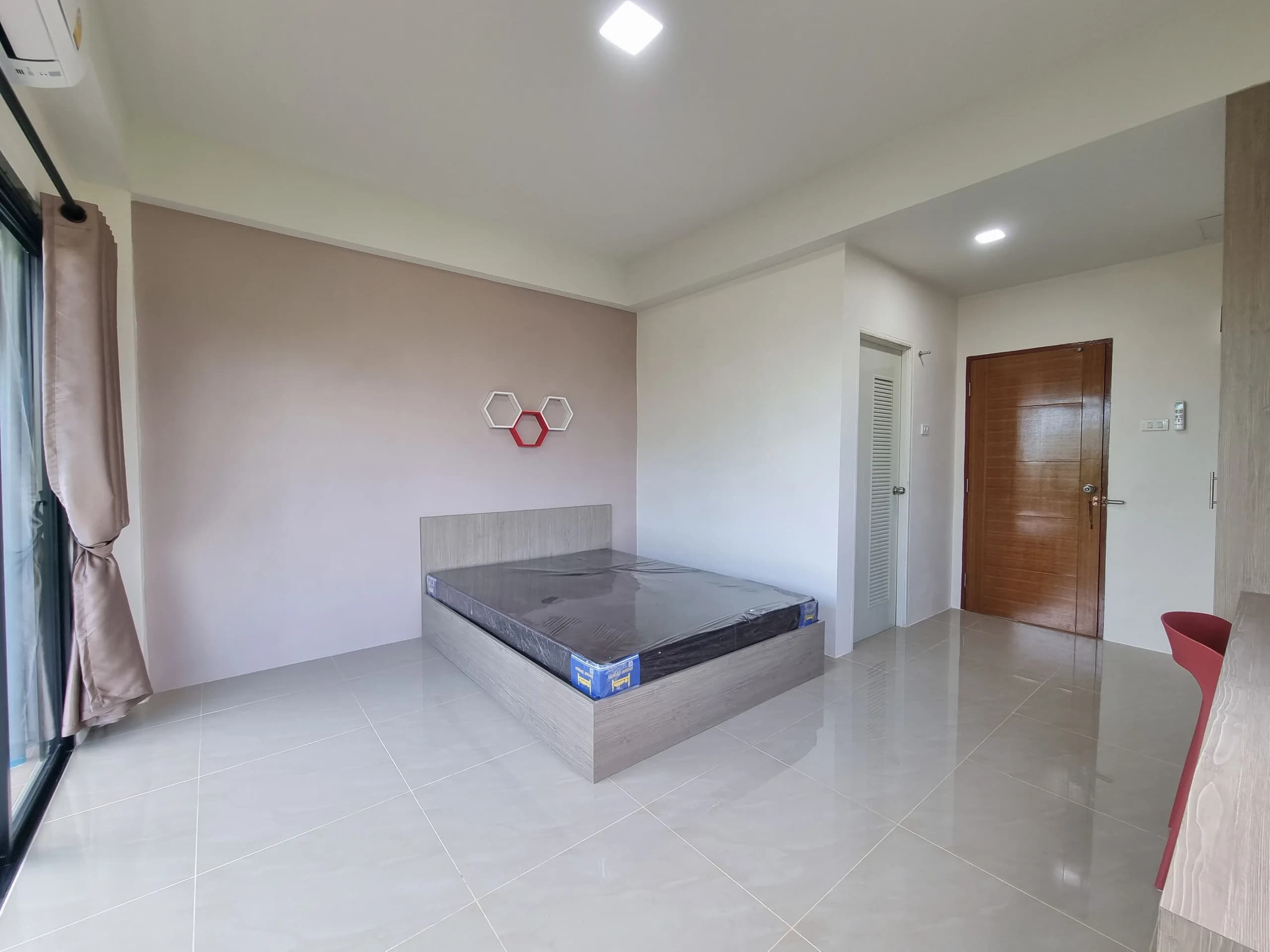 2B Plus Apartment في Ban Chang, Rayong: استوديوهات شهرية بمساحة 24 م² مع Wi-Fi مجاني قرب Lotus's Ban Chang صورة 8