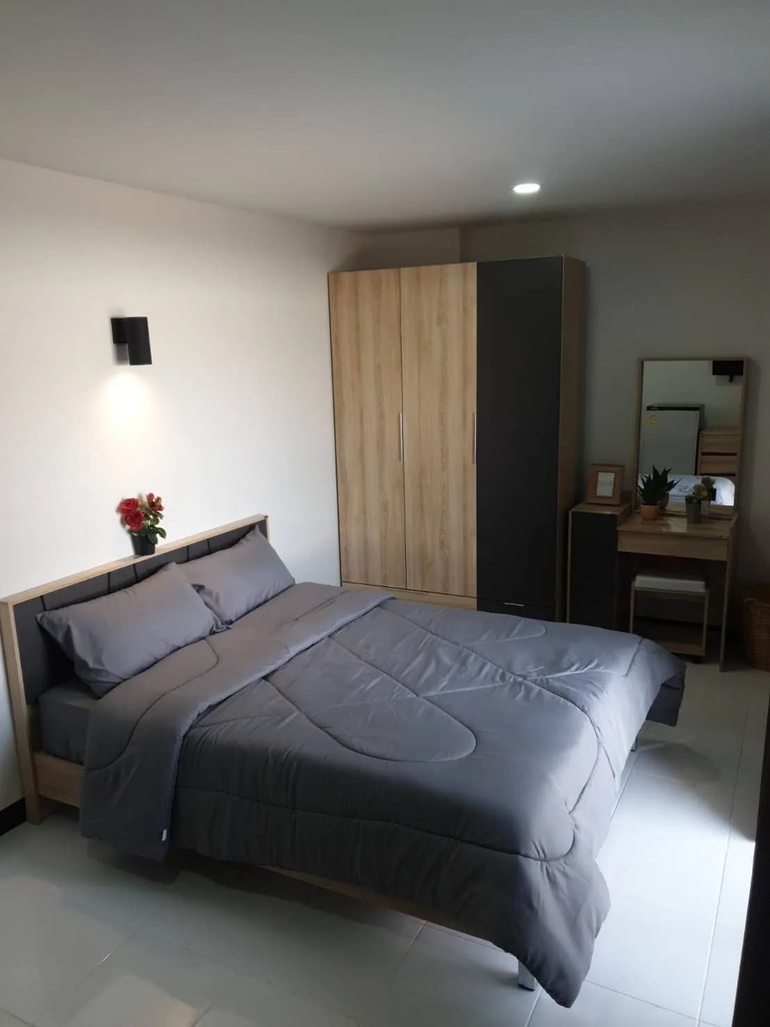 5H Residence ซอย 5 แม่โจ้ หอพักห้องแอร์รายเดือน พร้อมเฟอร์นิเจอร์ ใกล้มหาวิทยาลัยแม่โจ้ รูปที่ 3