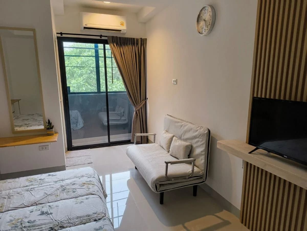 7Place Mansion, Soi Phraya Suren 7 (Ram Inthra 109), Bang Chan, Khlong Sam Wa: phòng studio mới 24 m² cho thuê theo tháng hoặc theo đêm ảnh 3
