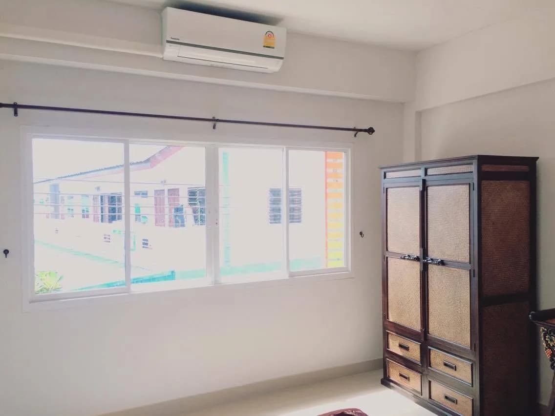 A&S Place, San Klang, San Kamphaeng : chambres de résidence étudiante au mois, avec ventilateur ou climatisation, près de Payap University (Mae Khao) photo 5