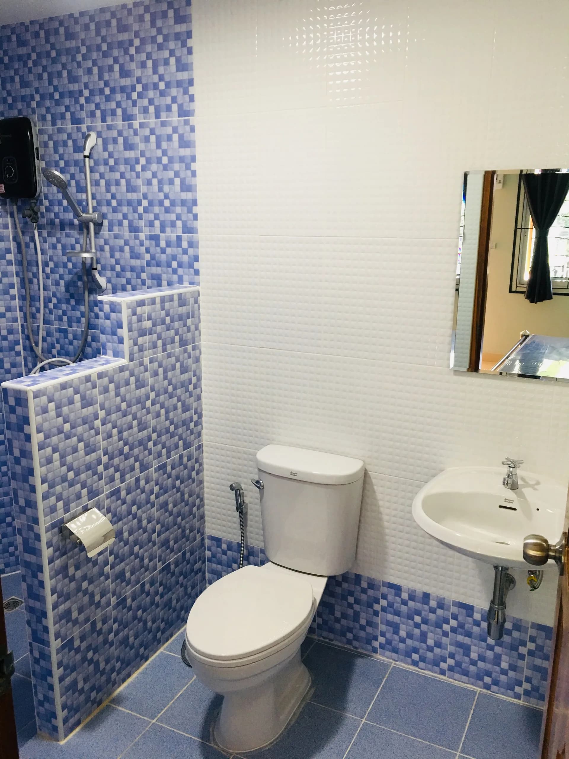 Ama Apartment Wat Ket: Kamar AC Bulanan 25 m² di Seberang Prince Royal's College foto 3