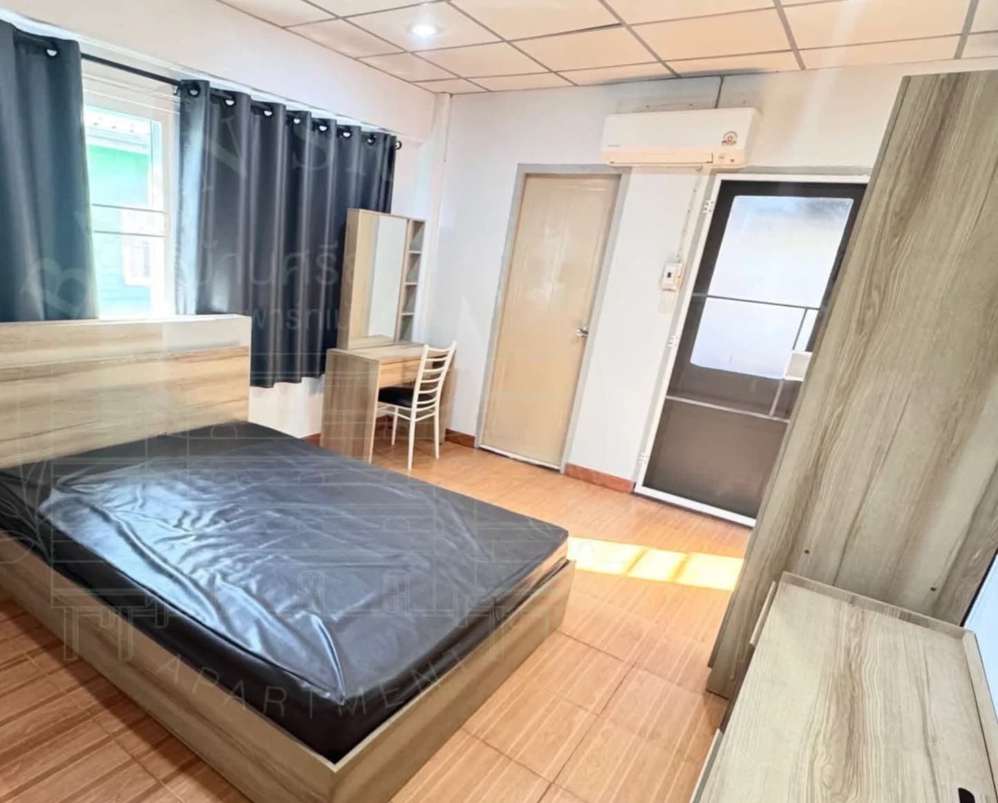 Apartment Baan Sriyan, Soi Si Yan 1, Dusit : chambres meublées au mois autour d'une cour ombragée, près du marché Si Yan photo 1