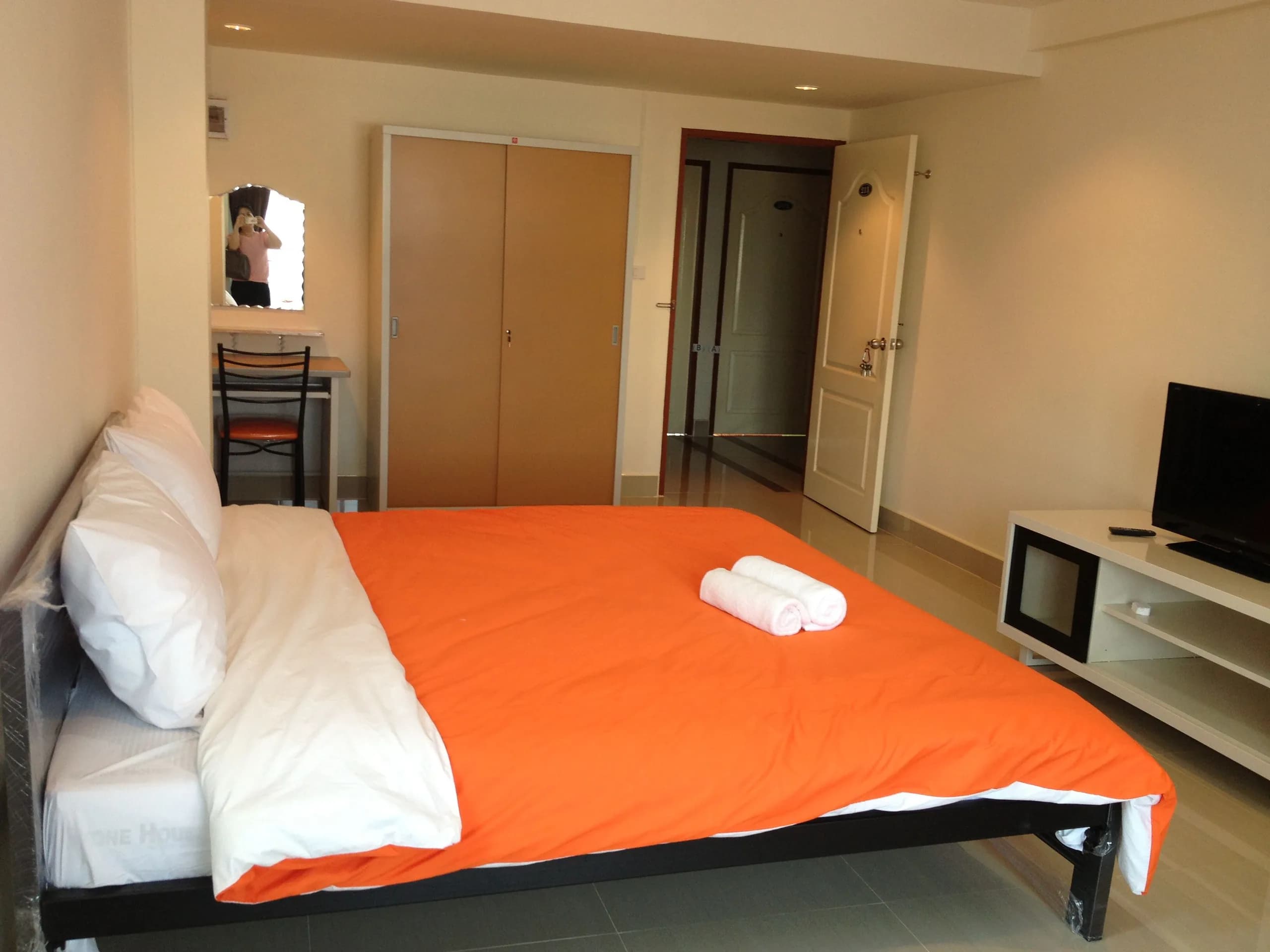 Aung Phueng Serviced Apartment, Ban Chang: Monatsstudios mit 25 m², zweimal im Monat gereinigt, nahe Lotus's Ban Chang Foto 5