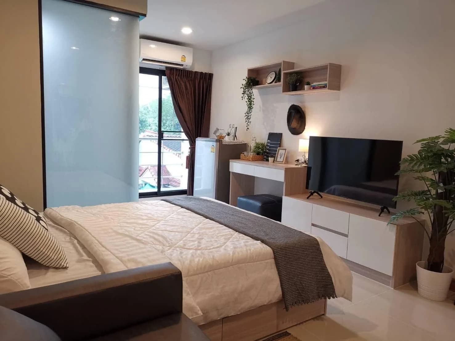 Baan Arun 39 et My House Siriraj, Soi Arun Amarin 39, Bangkok Noi : studios de 25 m² à louer au mois, près de l'hôpital Siriraj photo 2