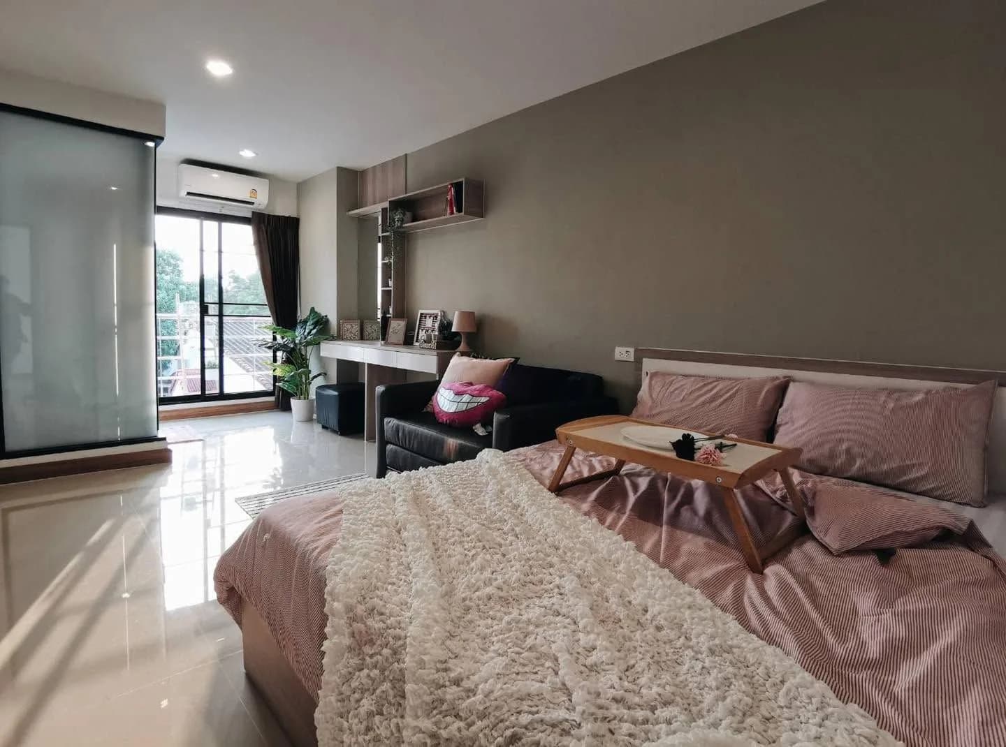 Baan Arun 39 et My House Siriraj, Soi Arun Amarin 39, Bangkok Noi : studios de 25 m² à louer au mois, près de l'hôpital Siriraj photo 5
