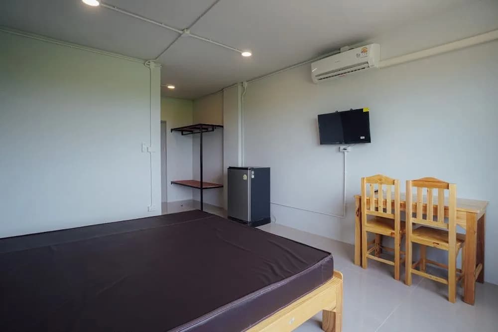 Baan Don Pin Residence by Dr. Sun، Mae Hia: غرف شهرية جديدة ومفروشة قرب IKEA Chiang Mai صورة 6