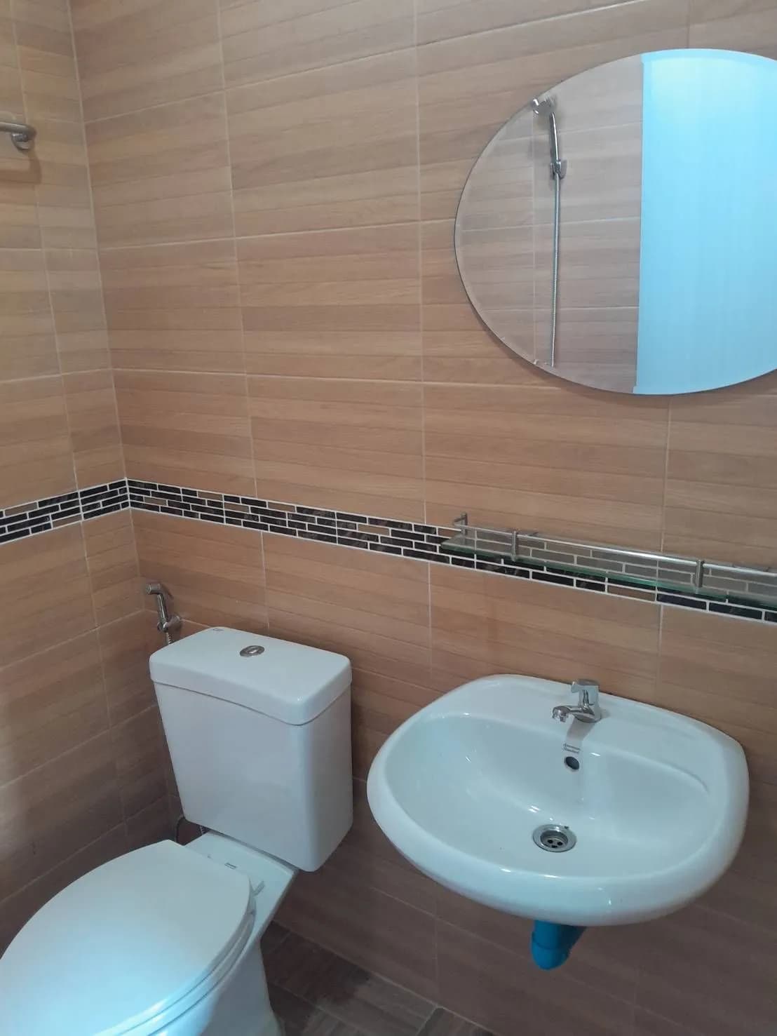 Bann Sai Lom, Choeng Noen: Zimmer zur Monatsmiete, 20 m², kostenloser Parkplatz, nahe Central Rayong Foto 3