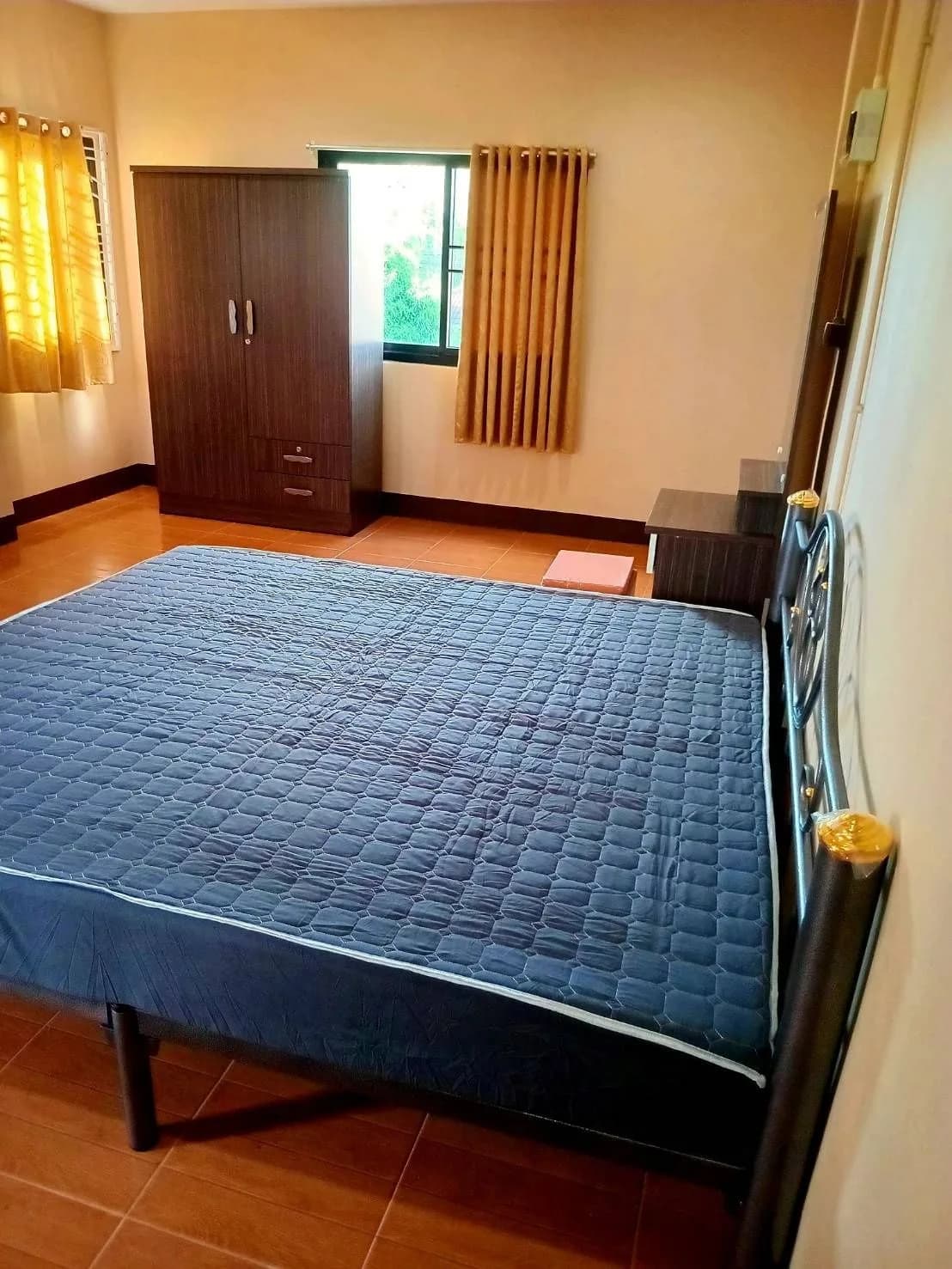 Bann Sai Lom, Choeng Noen: Zimmer zur Monatsmiete, 20 m², kostenloser Parkplatz, nahe Central Rayong Foto 5