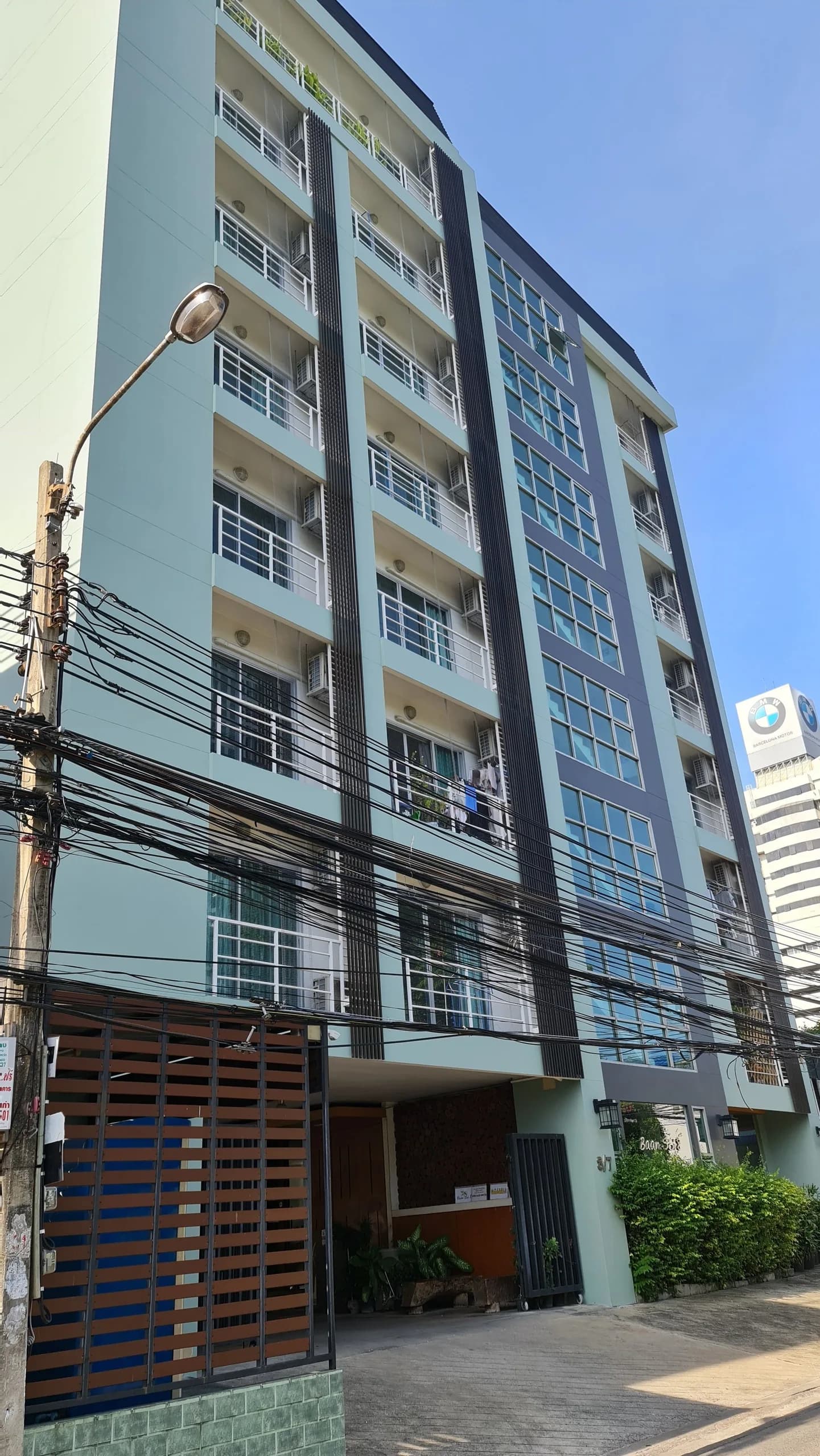 استوديوهات بمساحة 38 م² بأثاث مدمج للإيجار الشهري في Baan Soi 8 Apartment، Soi Lat Phrao 8، على بعد 600 م من محطة MRT Phahon Yothin صورة 2