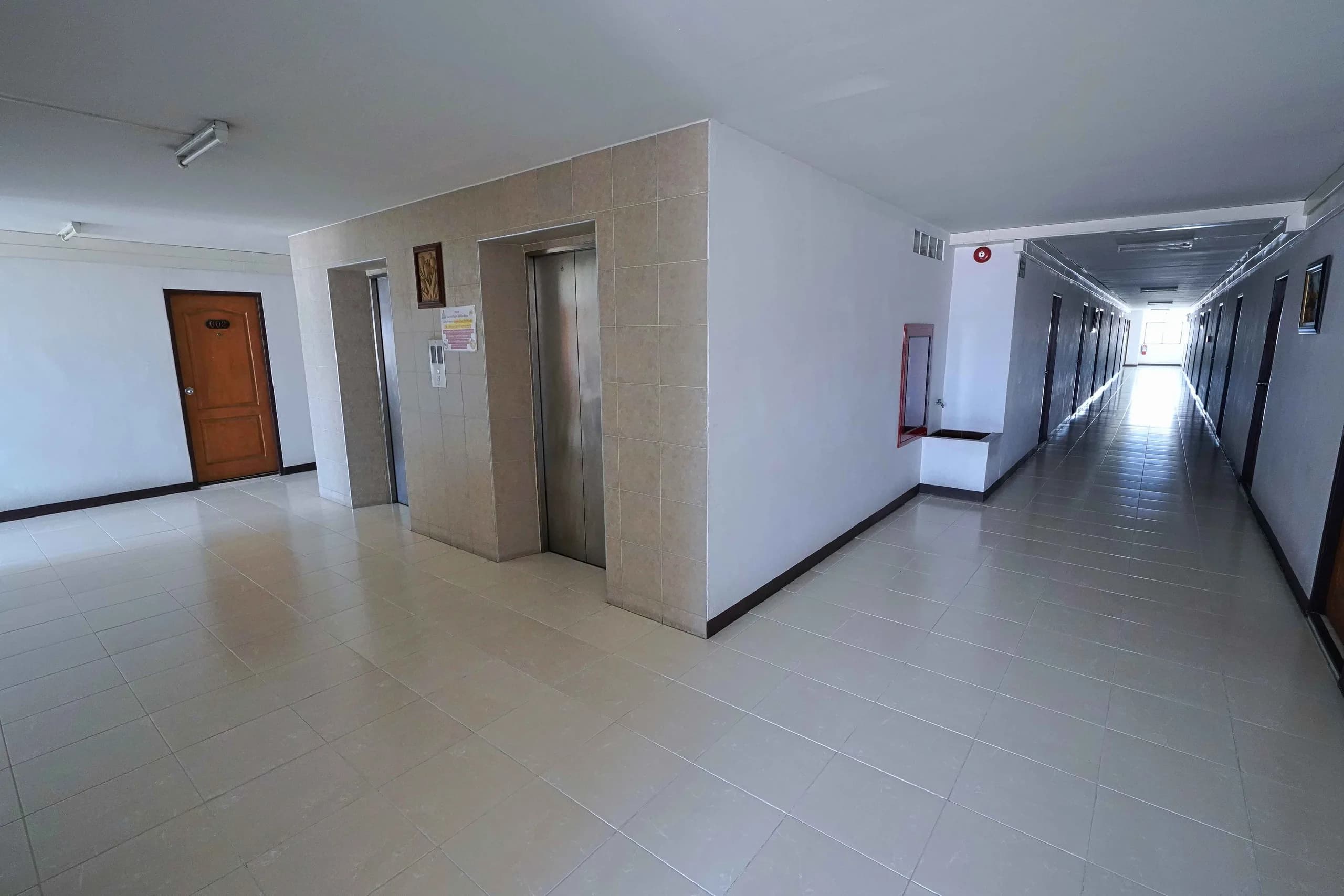 Baan Supar Apartment, Soi Lat Phrao 35: Zimmer zur Monatsmiete mit kostenlosem Glasfaser-Internet und Fitnessraum Foto 7