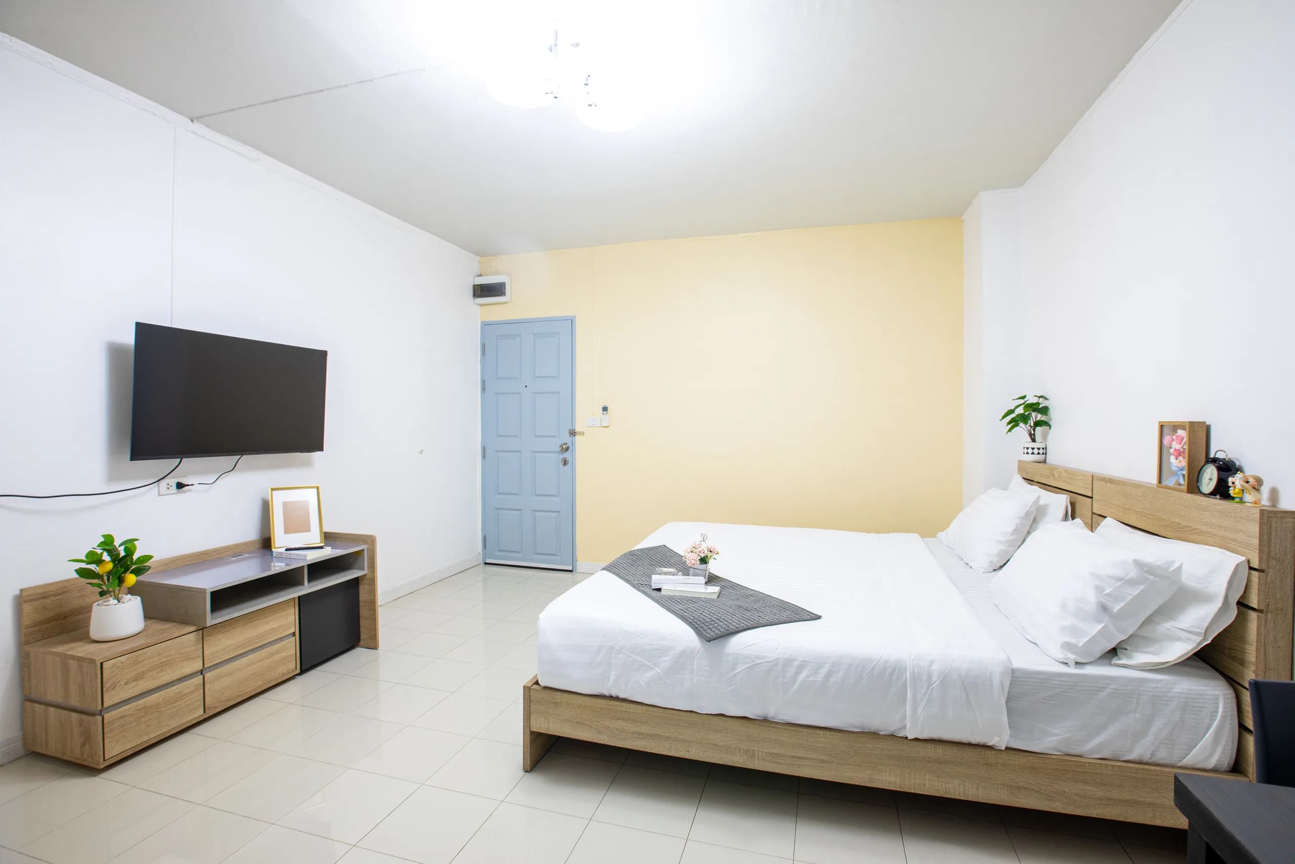 غرف مفروشة مع مسبح للإيجار الشهري في Baan Thai Living Sukhumvit 50، قرب محطة BTS On Nut صورة 4