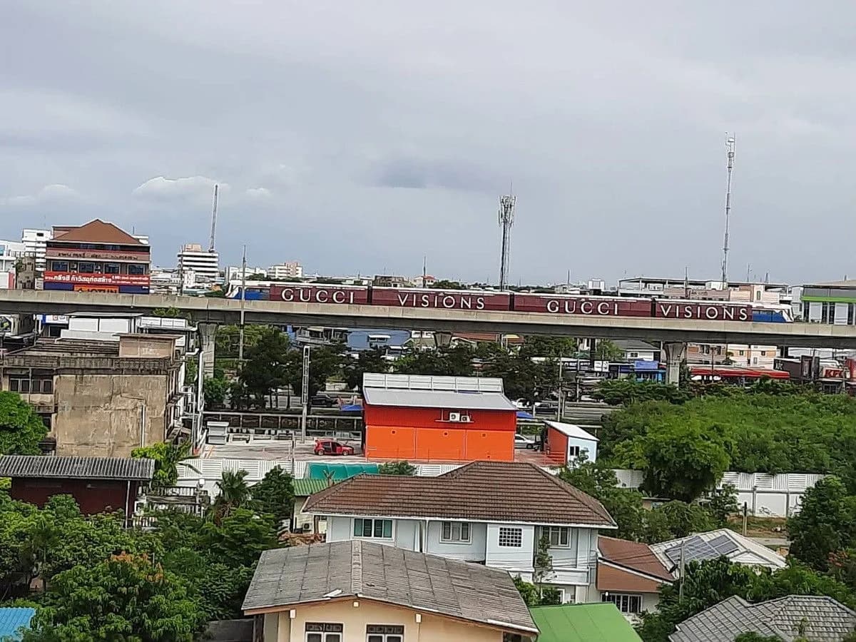 Baan Thong Kiao (Bangunan Kuning), Soi Thesaban Bang Pu 41, Samut Prakan: Bilik sewa bulanan 24.5 m², kira-kira 300 m dari BTS Phraek Sa foto 6