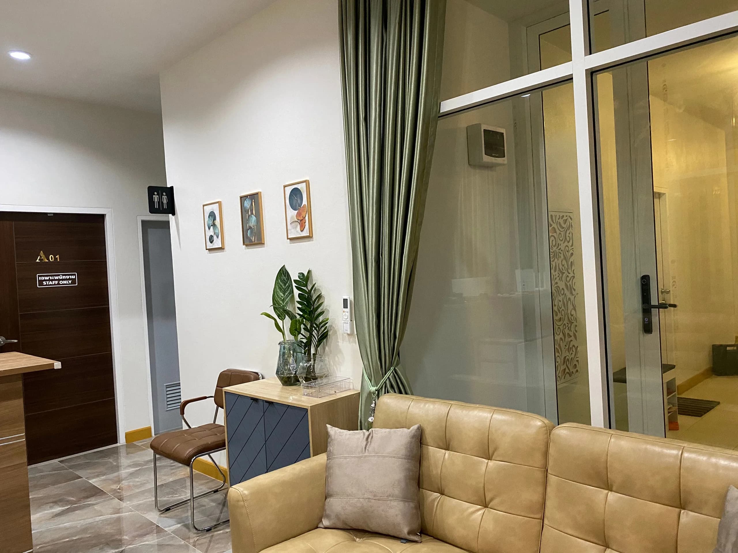 Baan Yim Residence, Yaek J, Sattahip: Kamar Bulanan Berperabot Gaya Kondominium 30 m², Dekat Yaek J Market foto 8