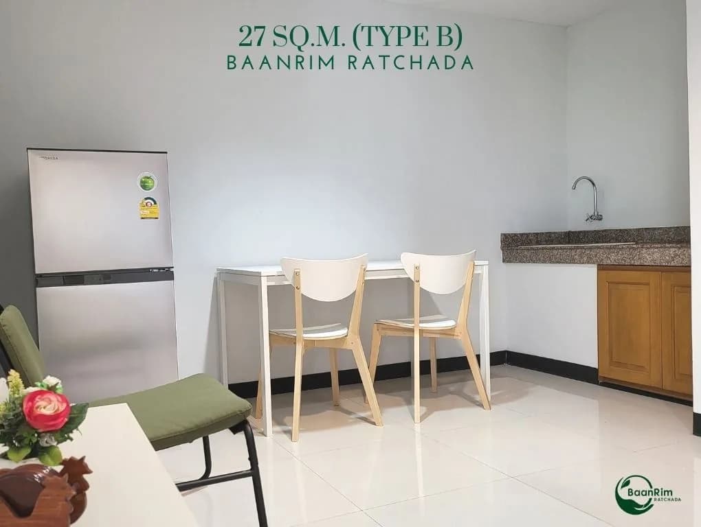 Baanrim Ratchada Apartment, Soi Inthamara 47 (Ratchada 17), nahe MRT Sutthisan: Studios und 1-Schlafzimmer-Wohnungen zur Monatsmiete Foto 7