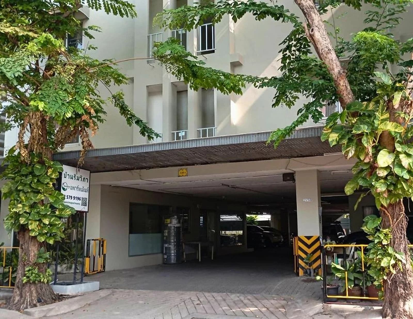 Baanrim Vipha، Soi Vibhavadi Rangsit 60، استوديوهات مفروشة 25 م² بشرفة للإيجار الشهري، قرب BTS Bang Bua صورة 2