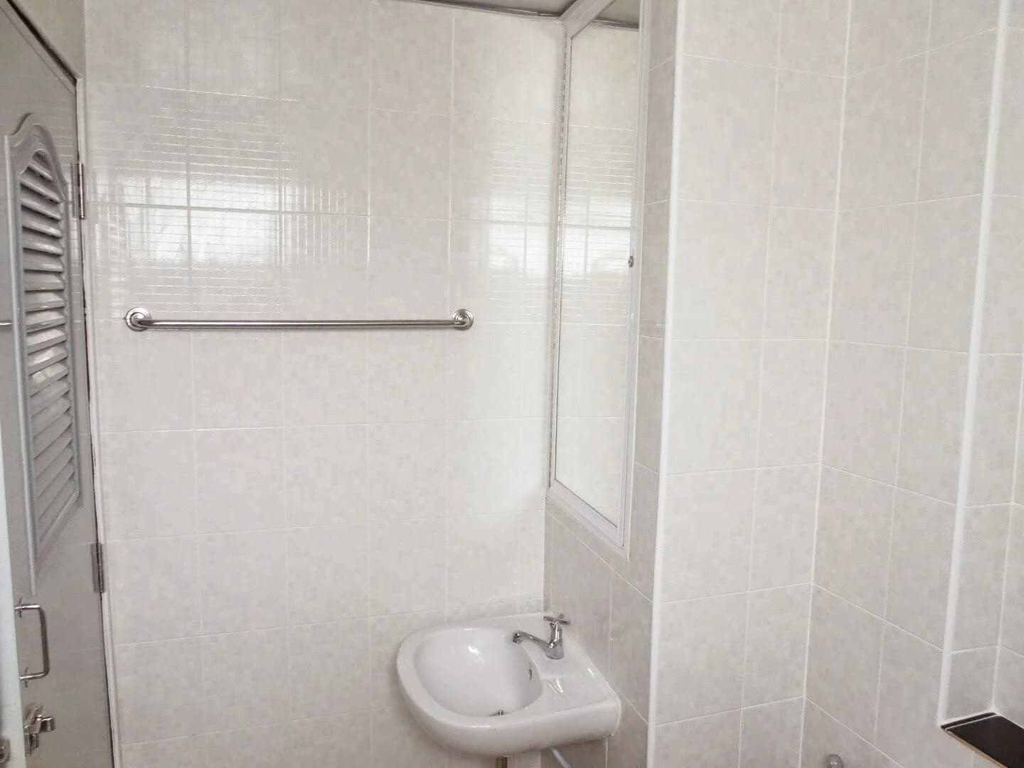 BBP Residence, Soi Латпхрао 122 Yaek 3 (Soi Mahat Thai Yaek 3): студии 22 кв. м, помесячная аренда, около 250 м от MRT Mahat Thai фото 6