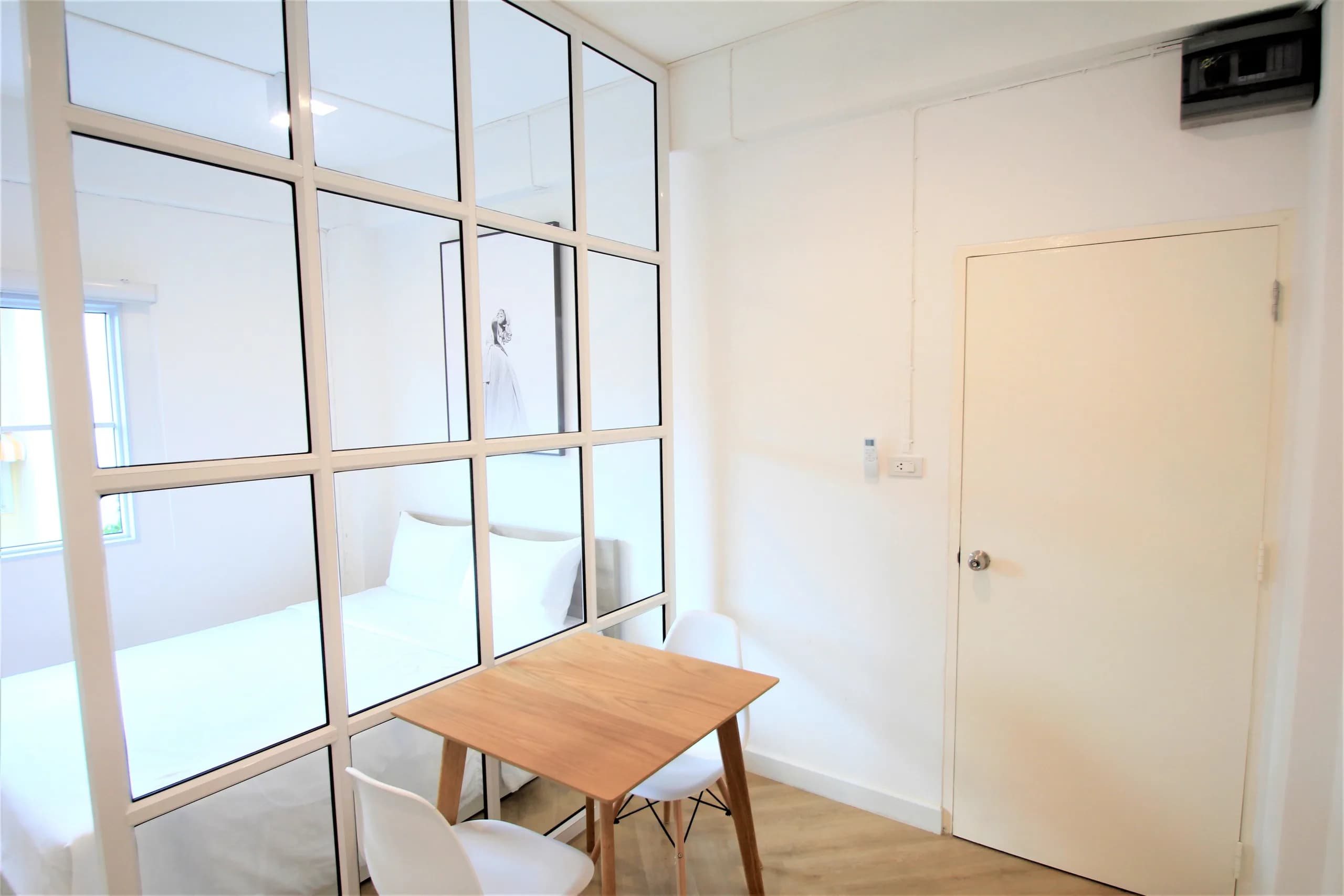 Belive Saphan Mai, Soi Phahon Yothin 69: Bright, Modern Monthly Studios about 300 m from BTS Sai Yut photo 3