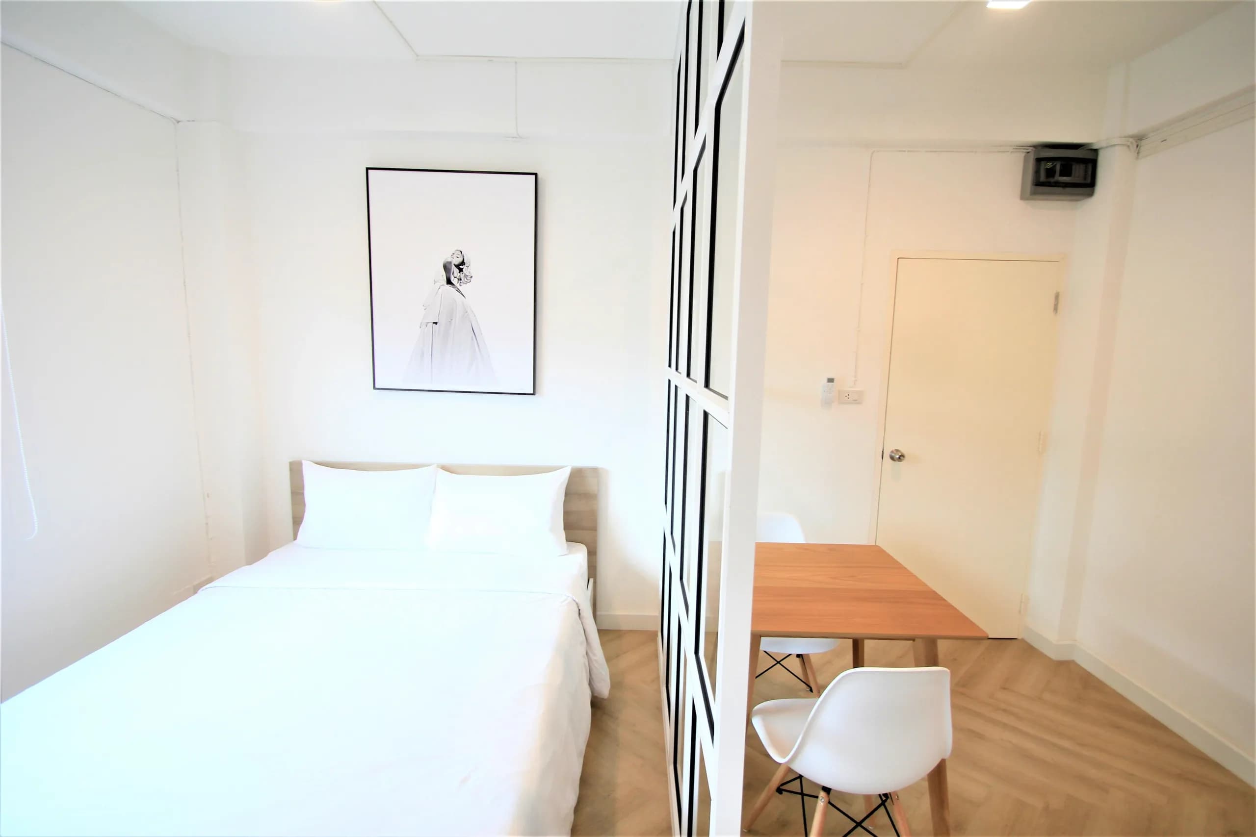 Belive Saphan Mai, Soi Phahon Yothin 69: Bright, Modern Monthly Studios about 300 m from BTS Sai Yut photo 5