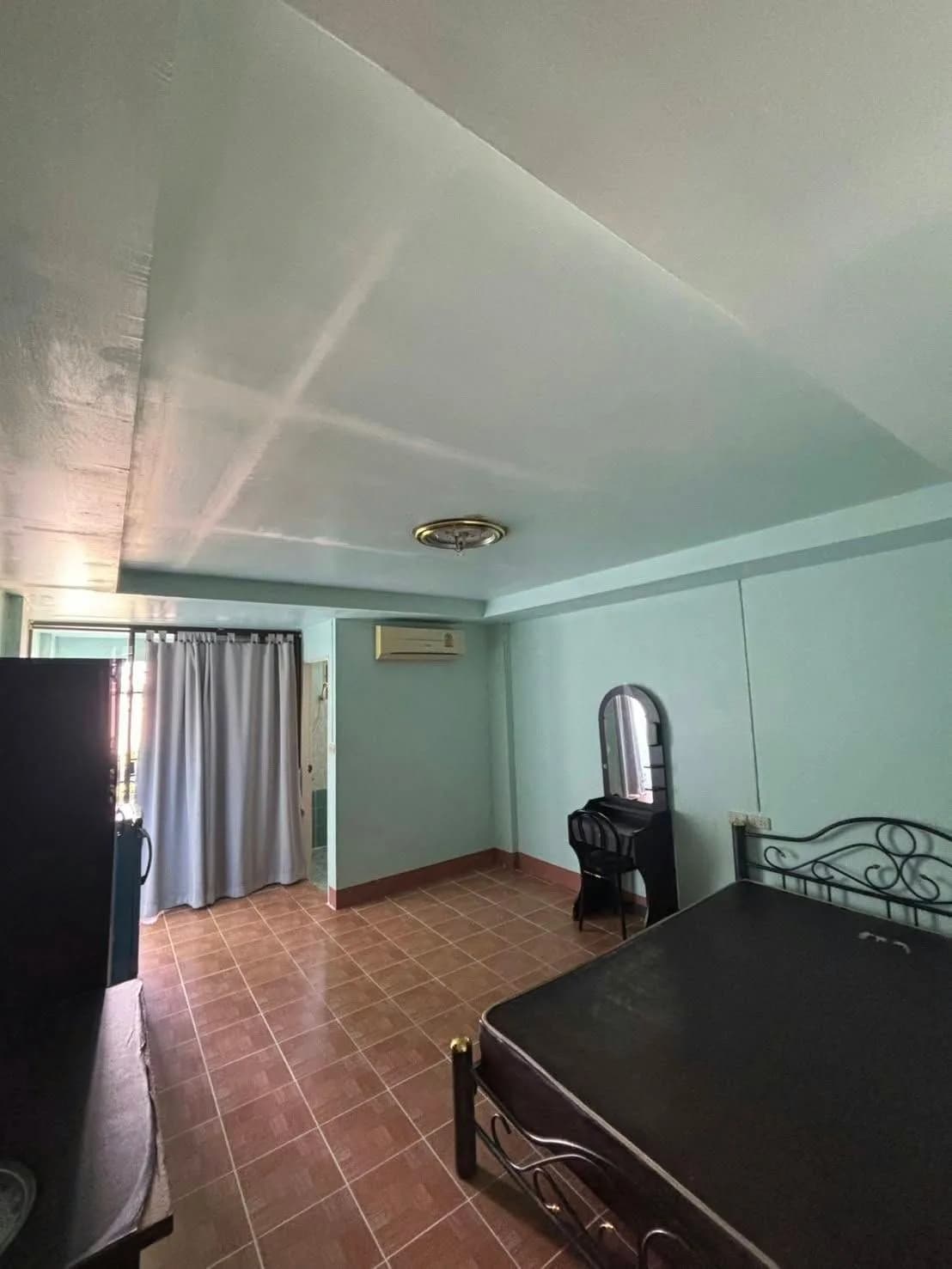 Benjarat Apartment، Mae Jo: غرف شهرية بمروحة ومكيّفة قرب جامعة Maejo صورة 7