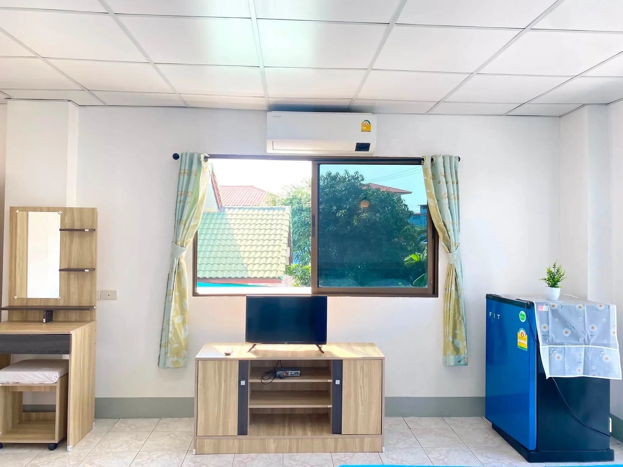 Boonmee Apartment, Si Racha: studio 28 m² cho thuê tháng, dọn phòng miễn phí, gần Laem Chabang Port ảnh 6