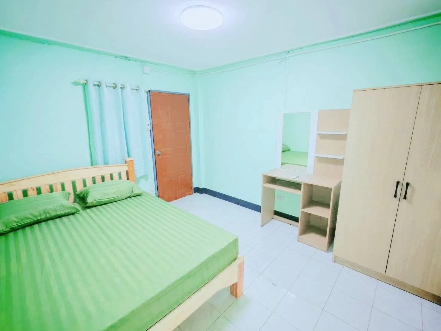 Burirat Apartment, Ban Pet, 콘깬: Ton Tann 시장 인근 24㎡ 월세 에어컨 객실 사진 4
