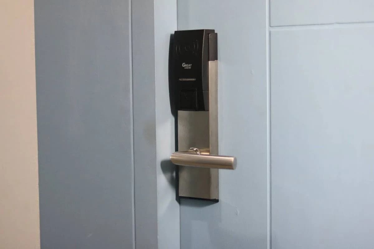 Celeste Haus, Soi Charan Sanitwong 35, Bangkok Noi : chambres de 22 à 32 m² au mois, à environ 500 m du MRT Fai Chai photo 8