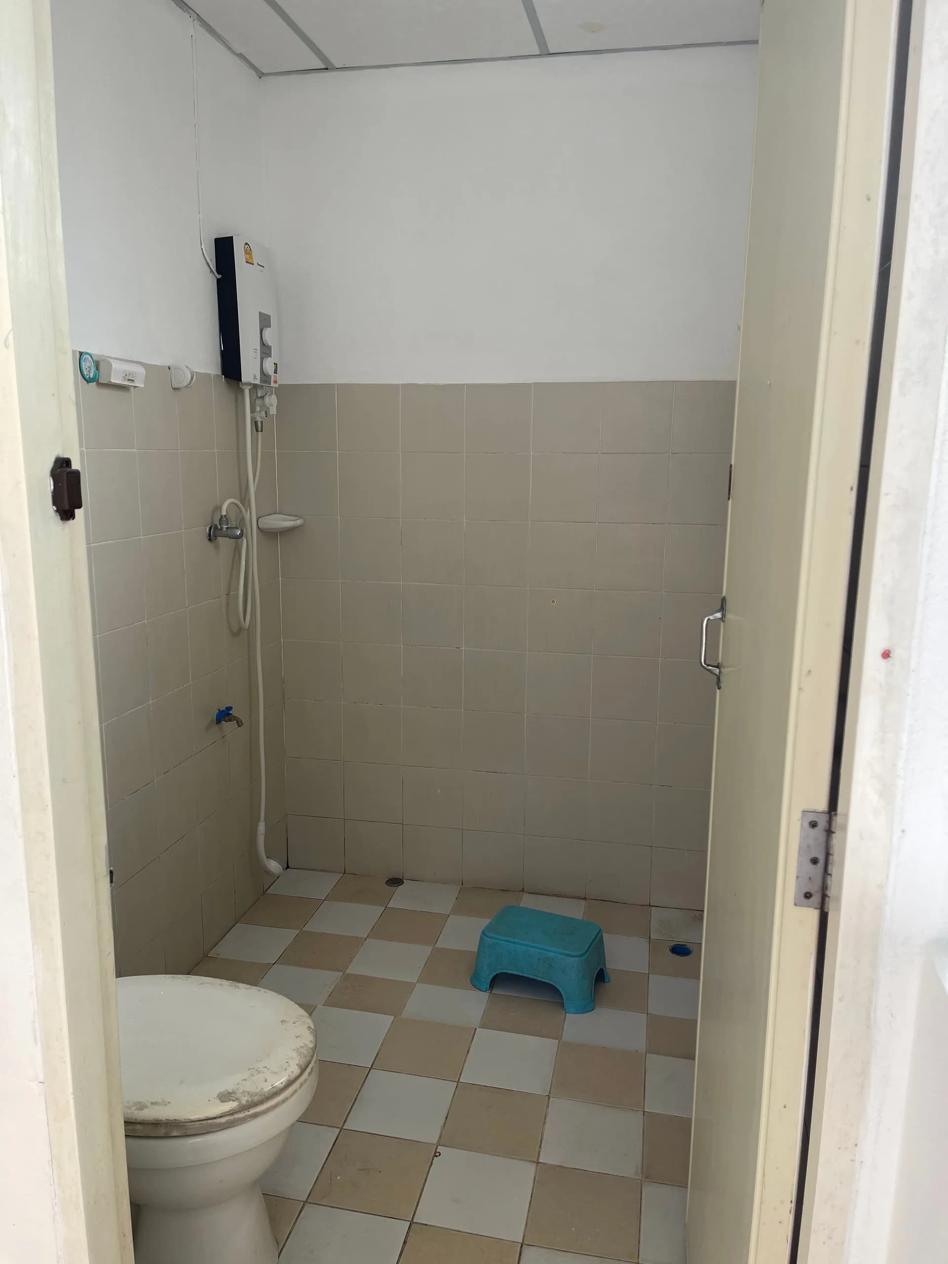 Chic Mansion, Nong Chom, San Sai : chambres avec réfrigérateur au mois, avec ventilateur ou climatisation, près de Chiang Mai–Phrao Road photo 3