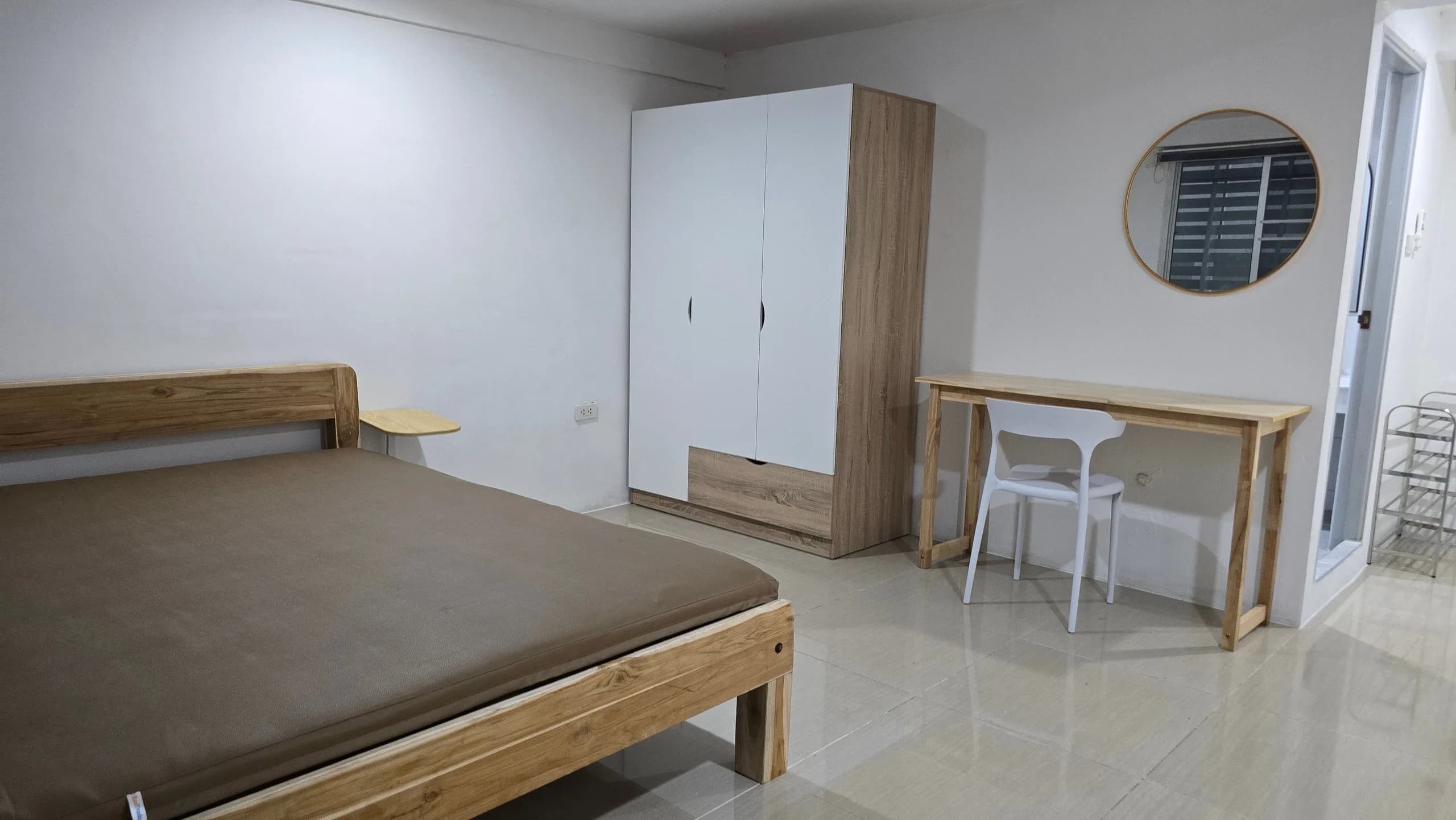 Club Phoenix Apartment، Soi Ram Inthra 52/1، Khan Na Yao، غرف مكيّفة بمصعد للإيجار الشهري تسمح بالحيوانات الأليفة، سيرًا إلى MRT Ram Inthra Km 9 صورة 1