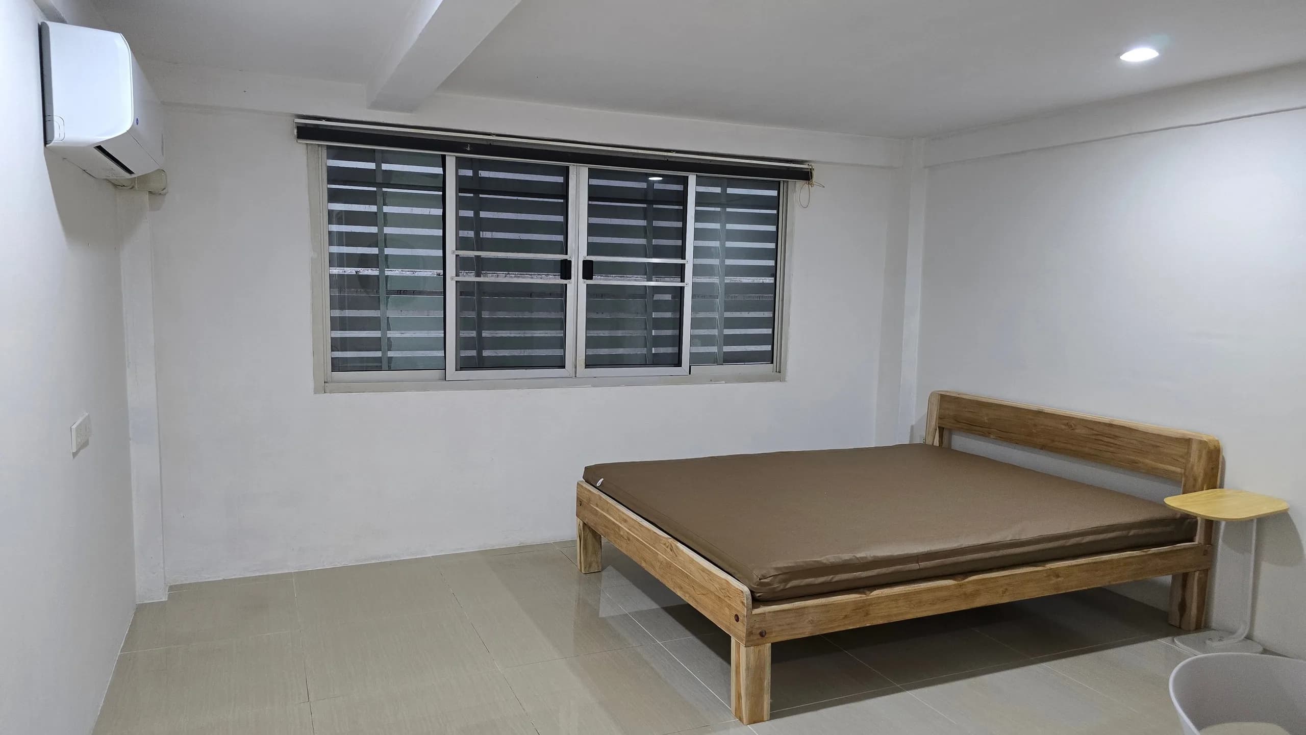 Club Phoenix Apartment، Soi Ram Inthra 52/1، Khan Na Yao، غرف مكيّفة بمصعد للإيجار الشهري تسمح بالحيوانات الأليفة، سيرًا إلى MRT Ram Inthra Km 9 صورة 6