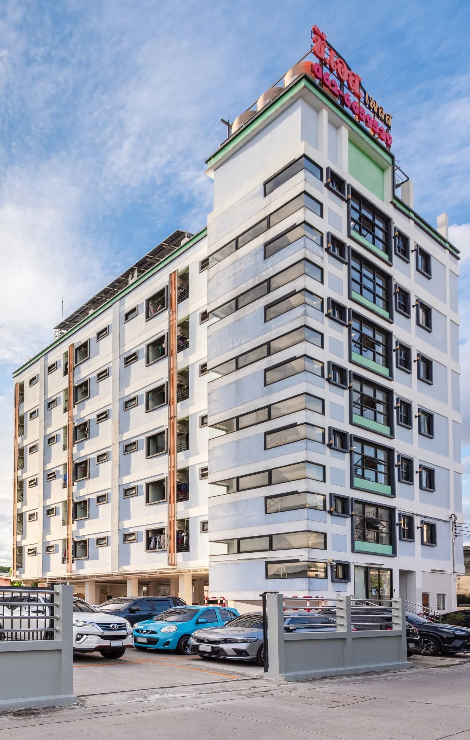 C.S. Place Bang Phli, Thepharak Km 9: Monthly Air-Conditioned Rooms of 21 sq.m. with Lift near Bangna 5 Hospital photo 2