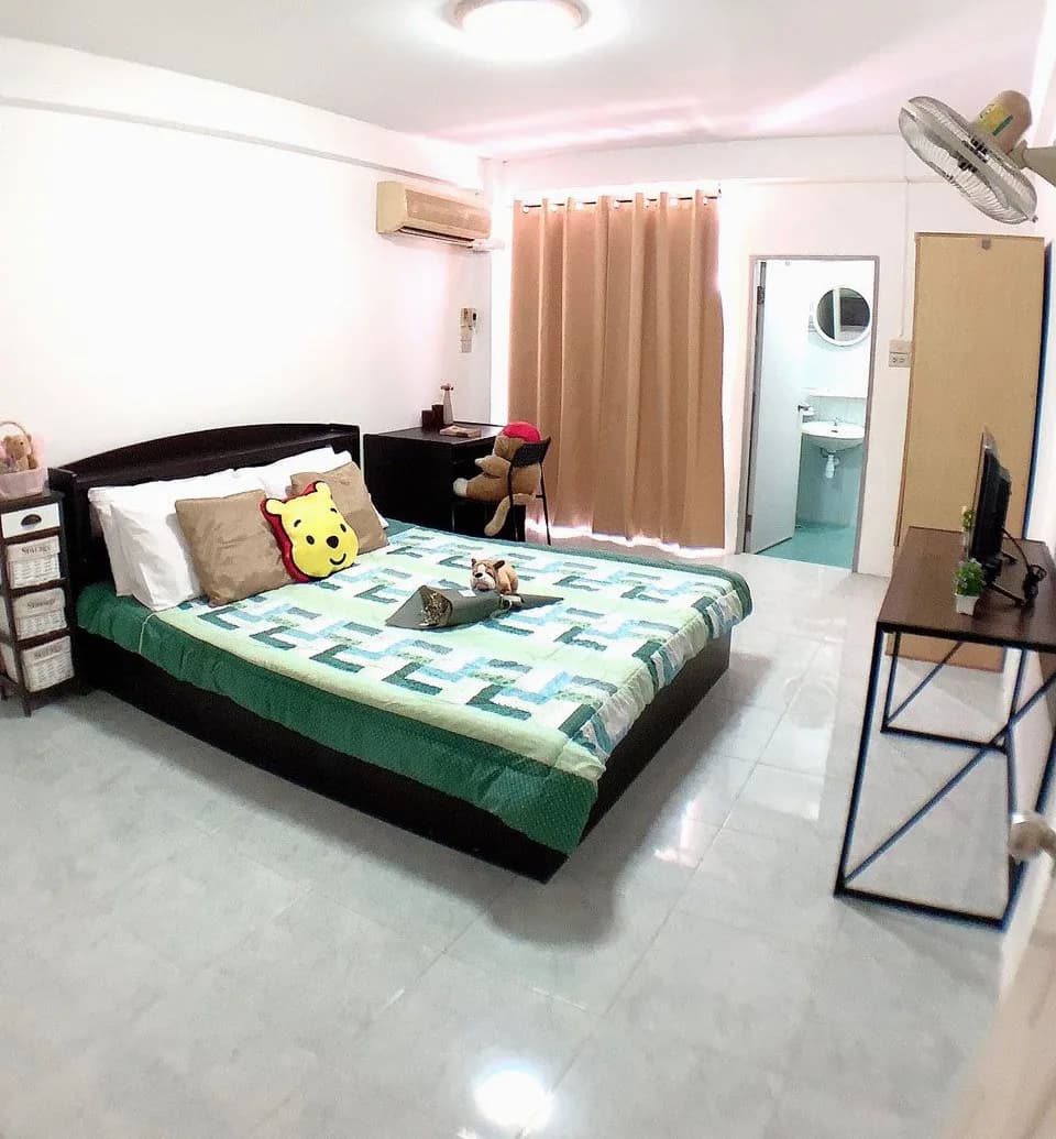 CW Place, Bang Saen: Studios zur Monatsmiete, 30 m², mit kostenlosem Internet und Kabelfernsehen, nahe Laemthong Shopping Plaza Foto 4