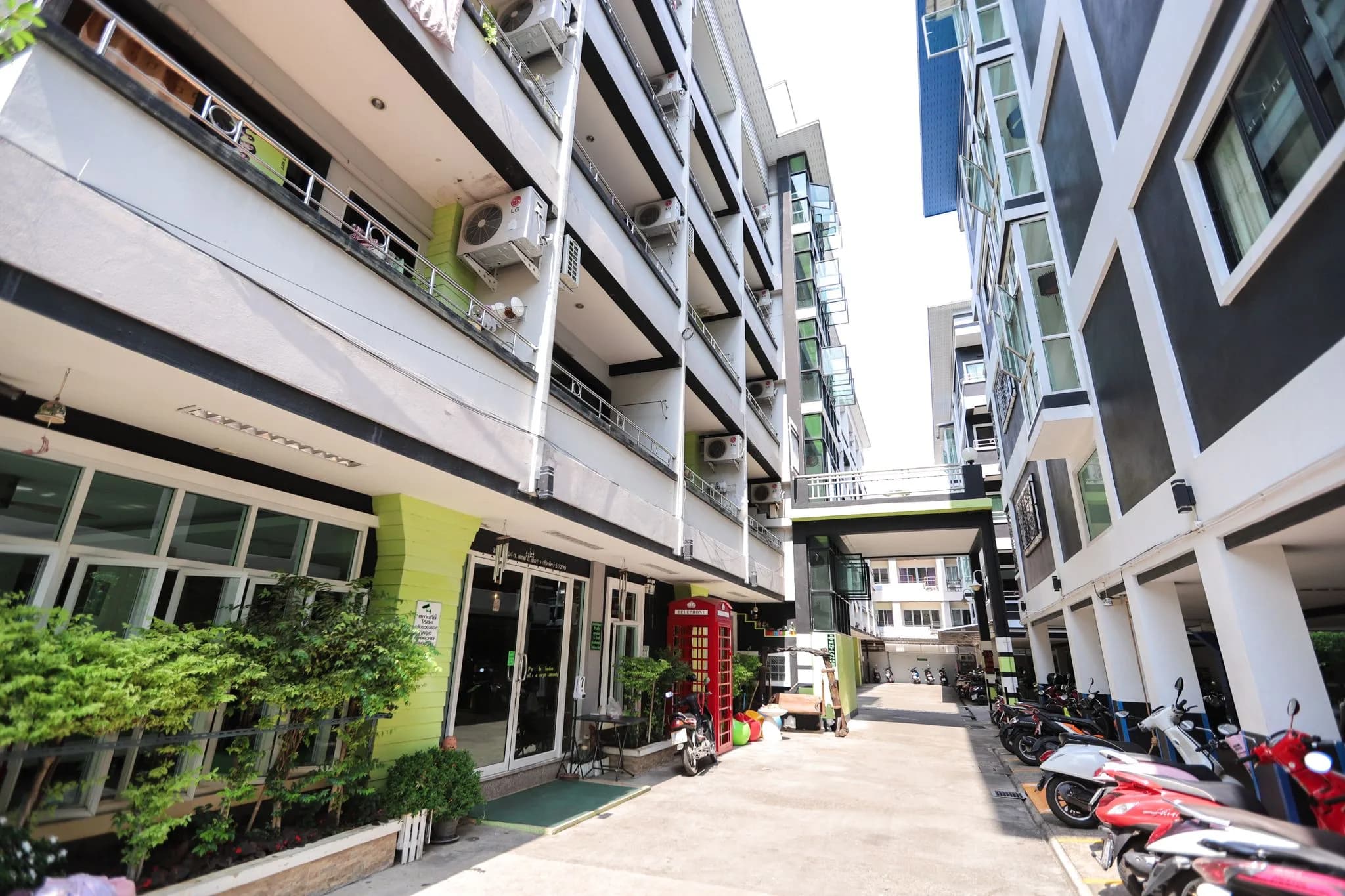 หอพักดีโกลเด้นเพลส หลังมอ ห้องพักรายเดือน เดินถึงมหาวิทยาลัยเชียงใหม่ รูปที่ 2