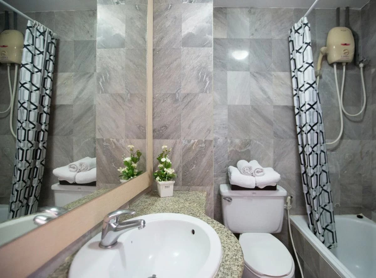 d-haus Ladprao Residence ซอยวัฒนานิเวศน์ 7 สุทธิสาร ห้องพักรายเดือนและรายวัน 21 และ 37 ตร.ม. มีสระว่ายน้ำและสวน รูปที่ 8
