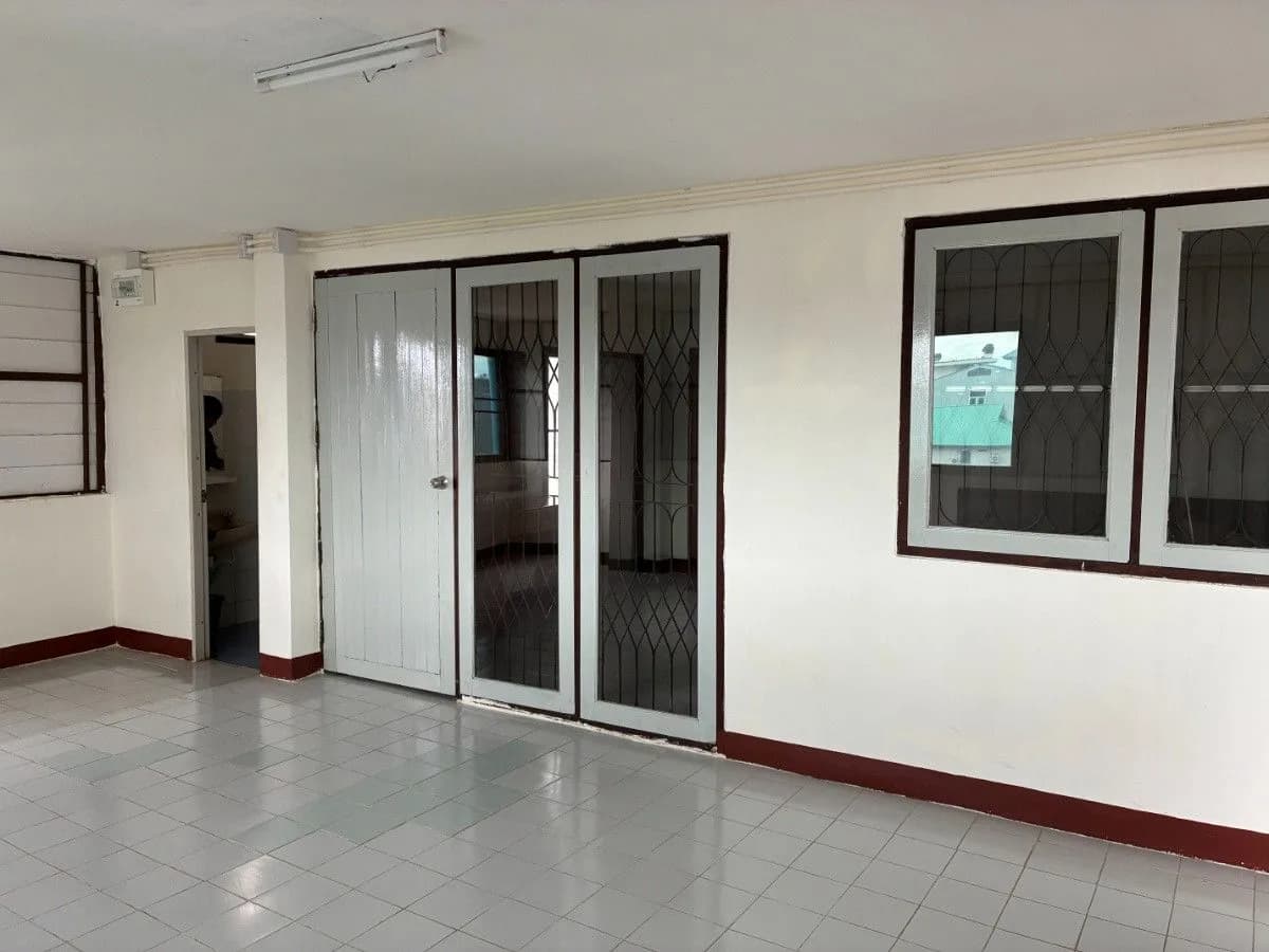Diamond Court، Mun Dam Phra Khot Soi 9: غرف سكن شهرية بمروحة ومكيّفة قرب جامعة Chiang Mai Rajabhat صورة 6