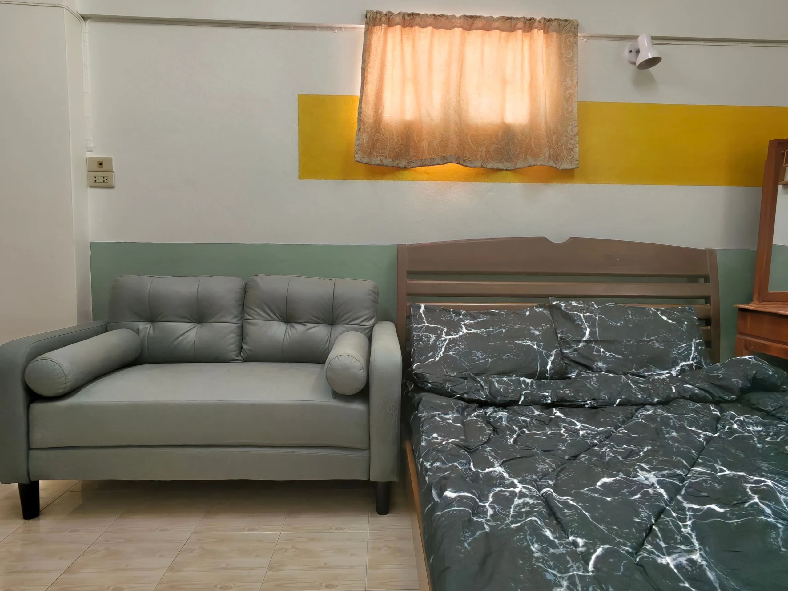 DP Tower, Soi Ratchadaphisek 3 (Tha Phra), Thon Buri: Studios mit 21 m² zur Monatsmiete Foto 5