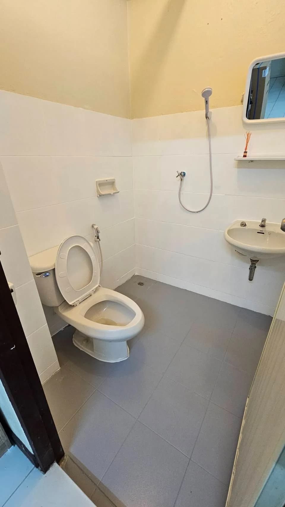 Eurazia Mansion, Soi Lat Phrao 48 : chambres à louer au mois, avec mobilier neuf et sans charges communes photo 3