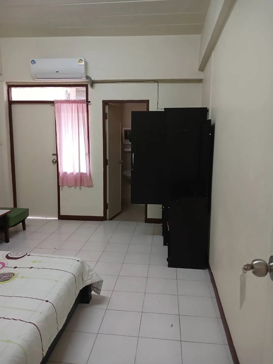 Eurazia Mansion, Soi Lat Phrao 48 : chambres à louer au mois, avec mobilier neuf et sans charges communes photo 8
