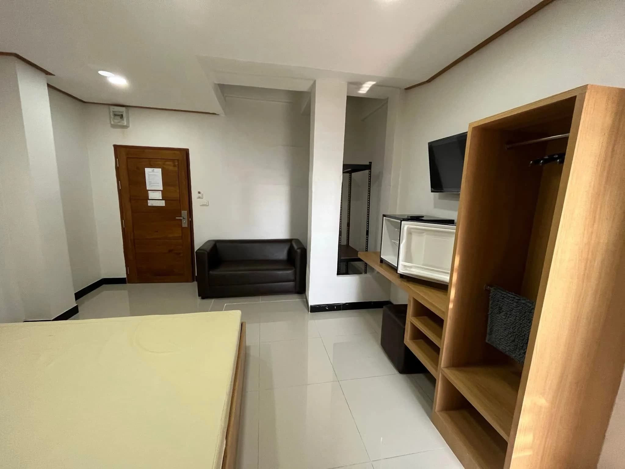 Express ซอยเจริญราษฎร์ 1 สาทร ห้องพักรายเดือน 22–56 ตร.ม. Wi-Fi และแม่บ้านฟรี ใกล้ BTS สุรศักดิ์ รูปที่ 4